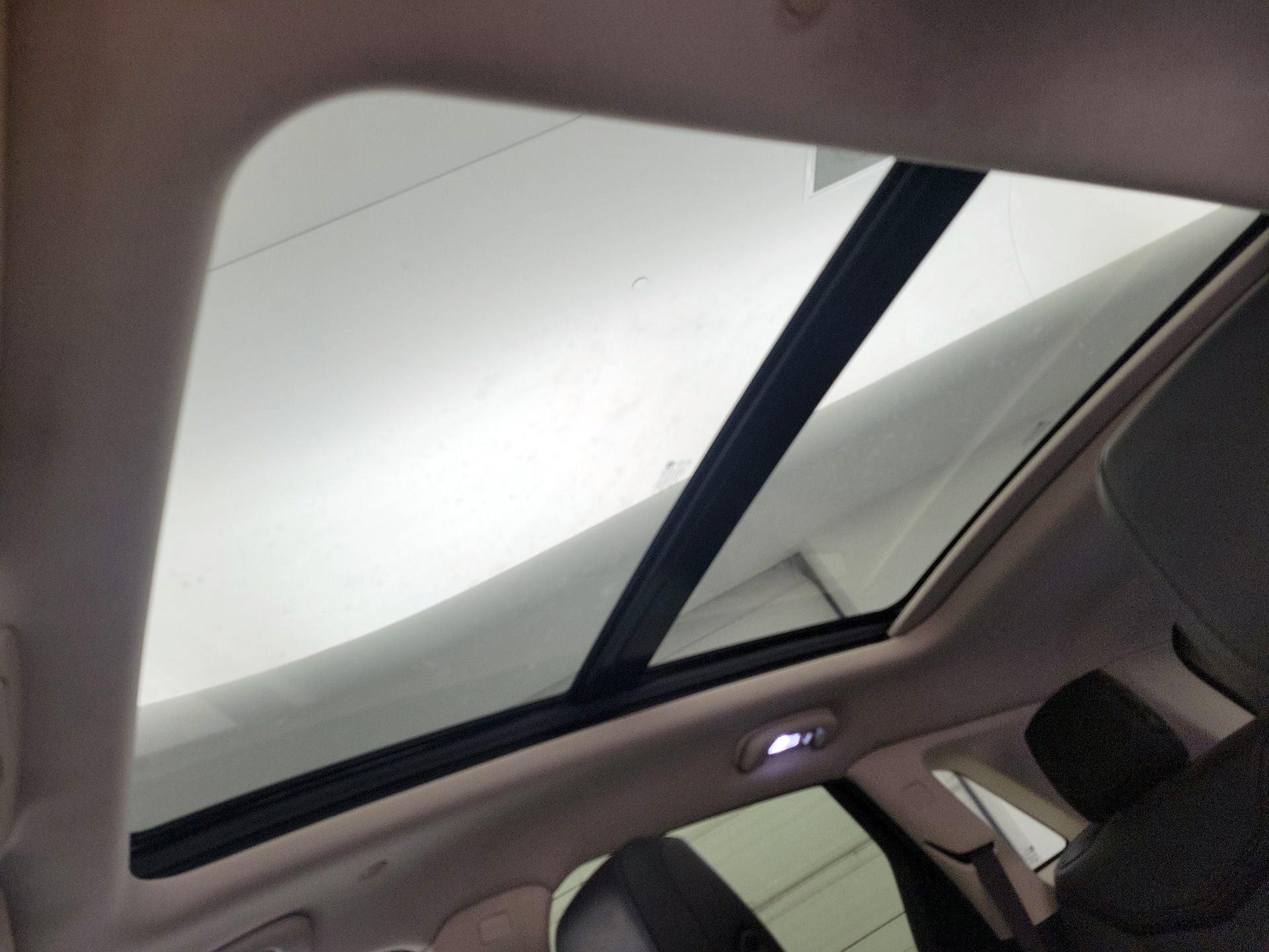 Thumbnail: 2019 Cadillac XT5 - 20