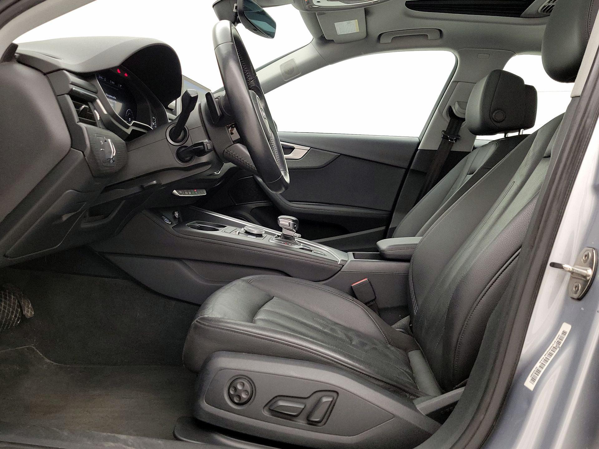 Thumbnail: 2019 Audi A4 - 11