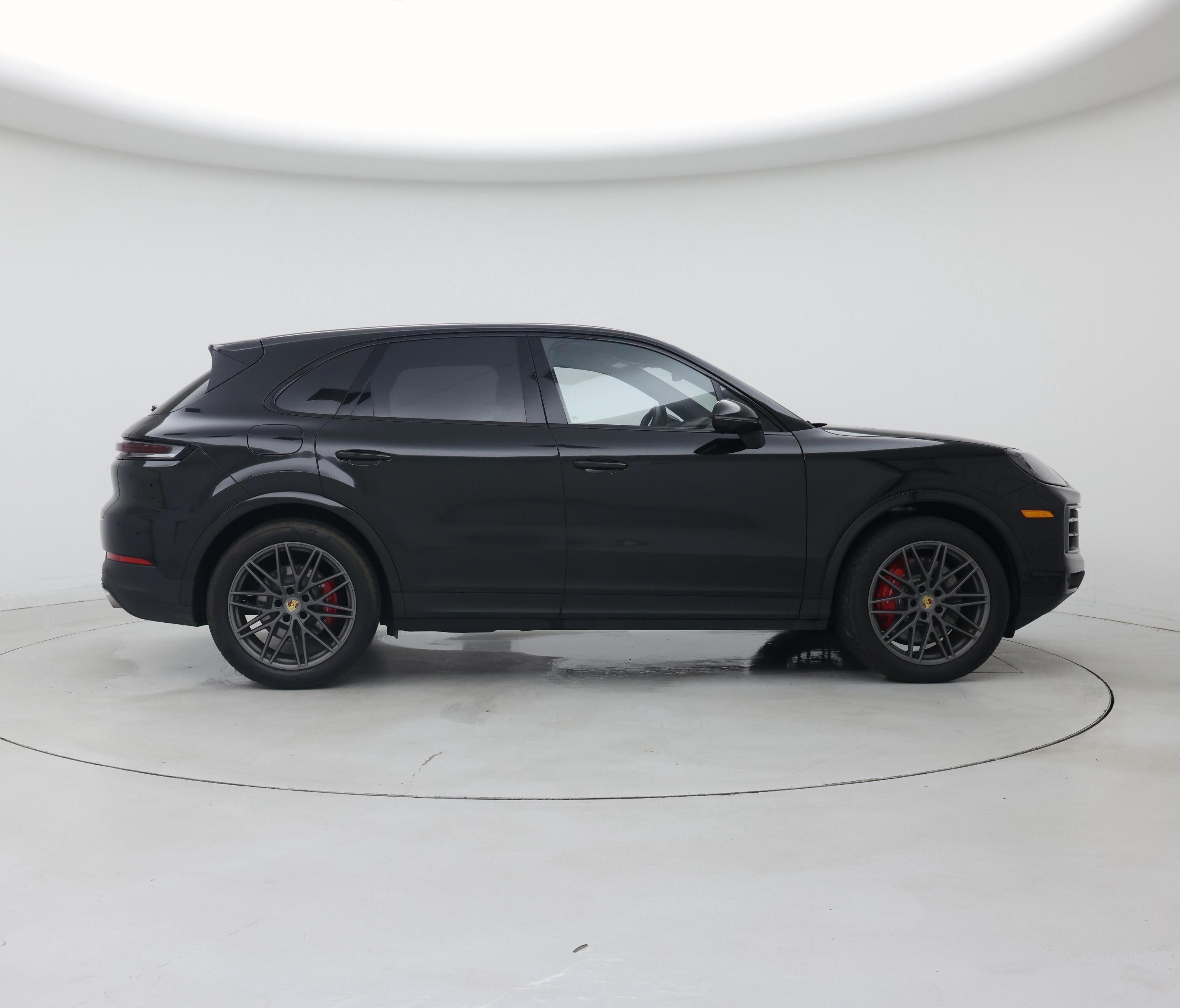 Thumbnail: 2024 Porsche Cayenne - 7
