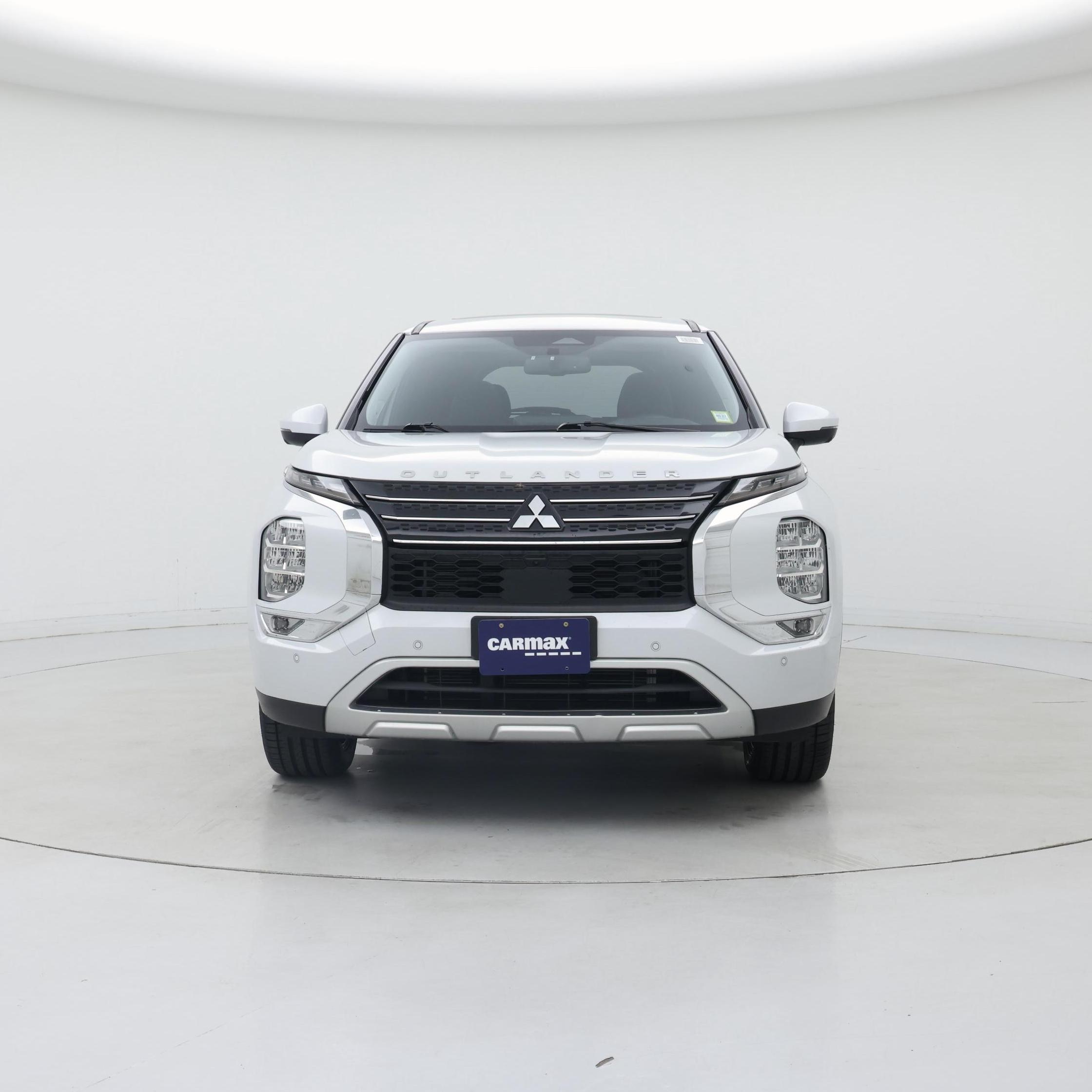 Thumbnail: 2023 Mitsubishi Outlander - 5