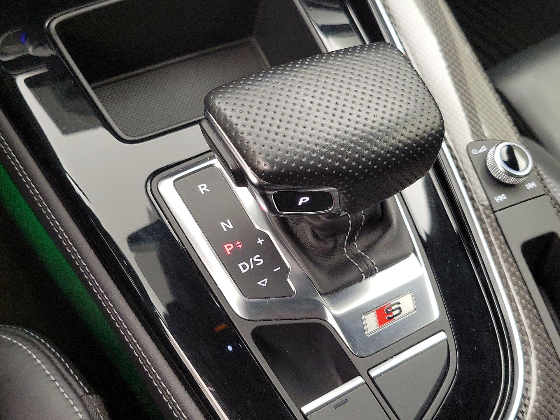 Thumbnail: 2021 Audi S4 - 18
