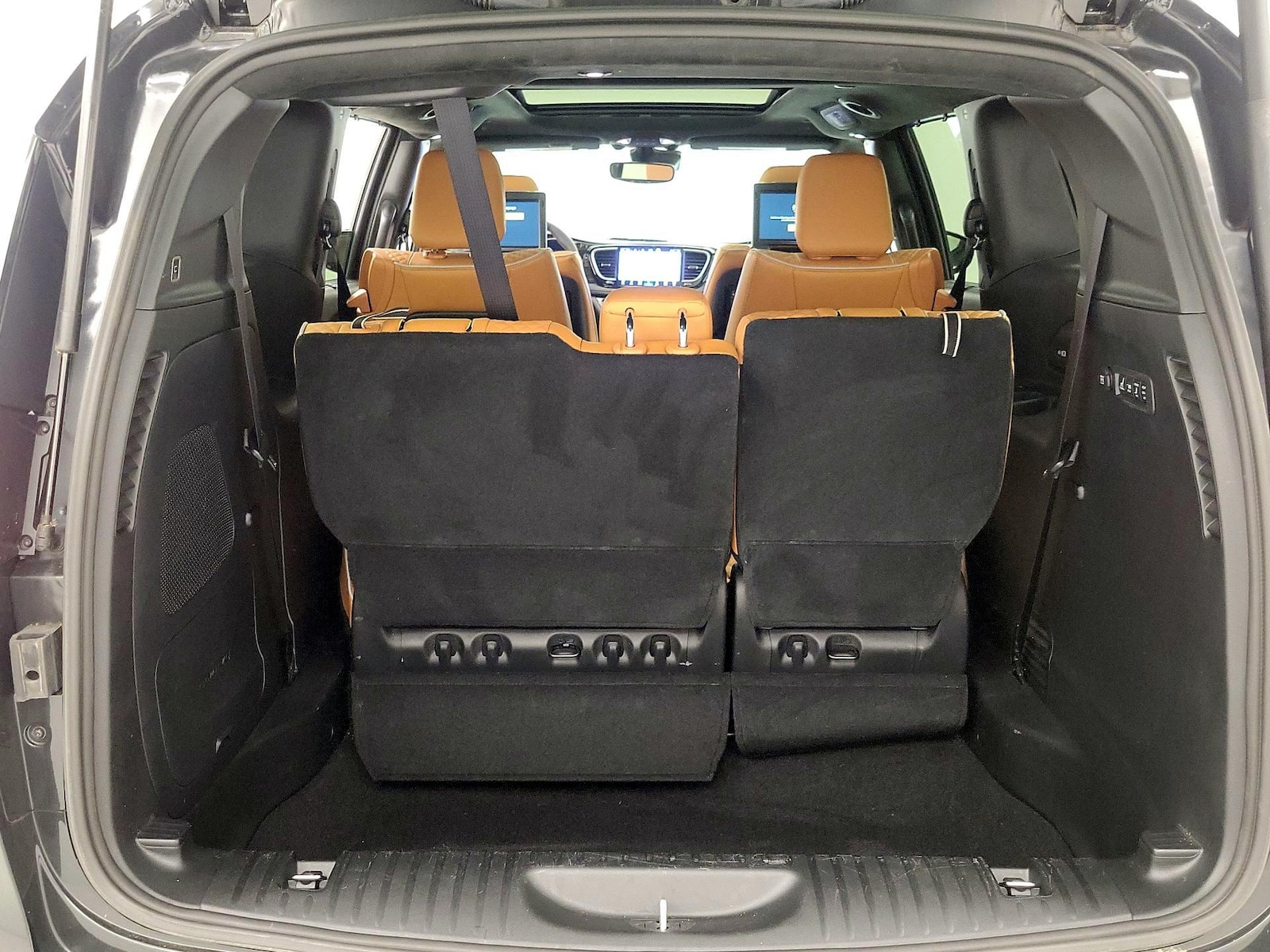 2022 Chrysler Pacifica Pinnacle - Photo 24