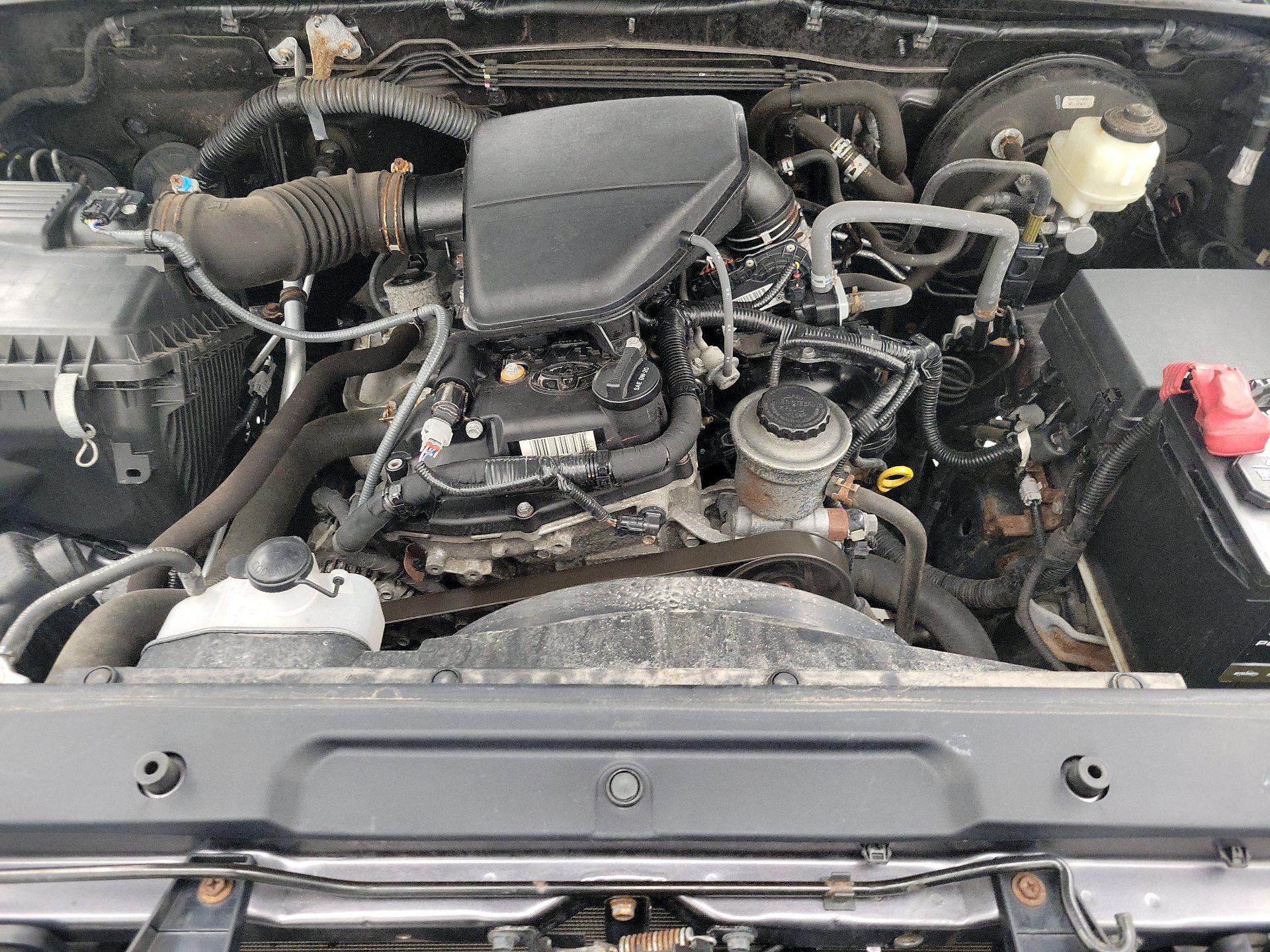 Thumbnail: 2016 Toyota Tacoma - 20