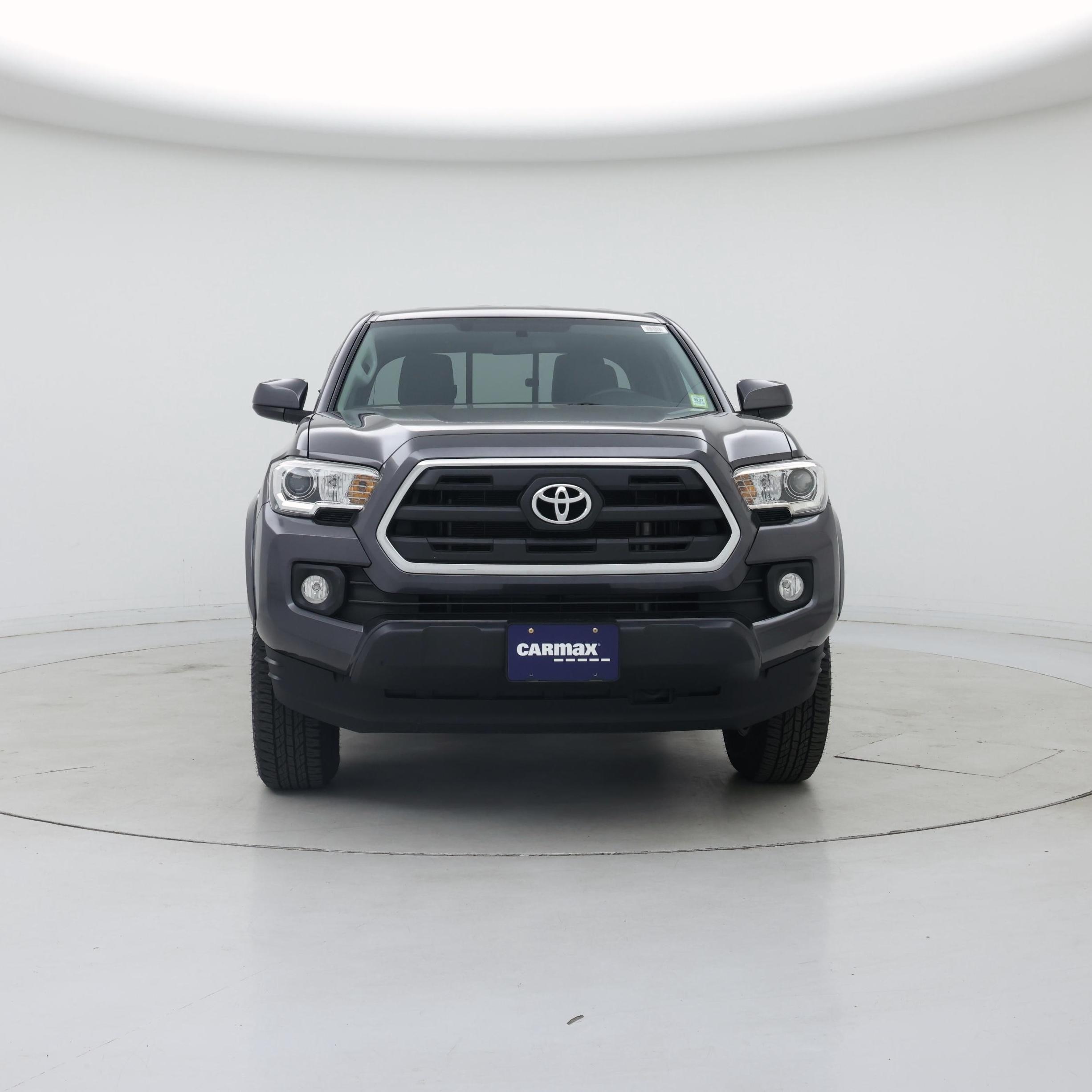 Thumbnail: 2016 Toyota Tacoma - 5