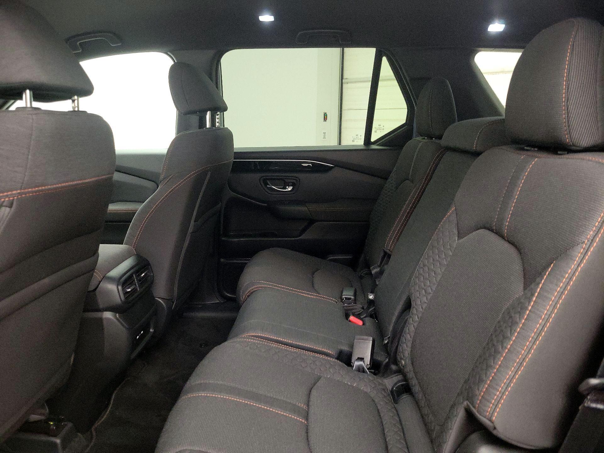 Thumbnail: 2025 Honda Pilot - 19