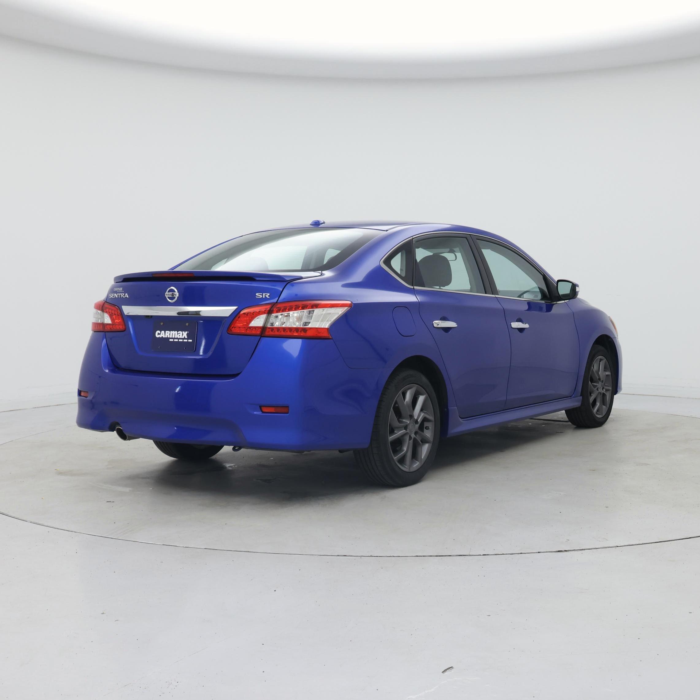 Thumbnail: 2015 Nissan Sentra - 8