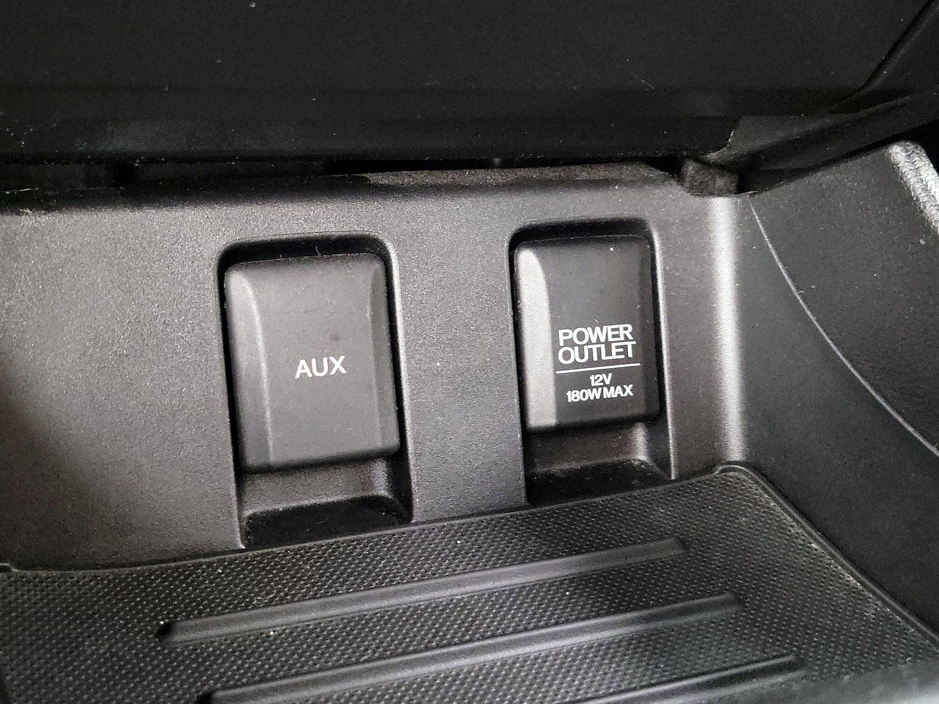 Thumbnail: 2015 Honda Civic - 18
