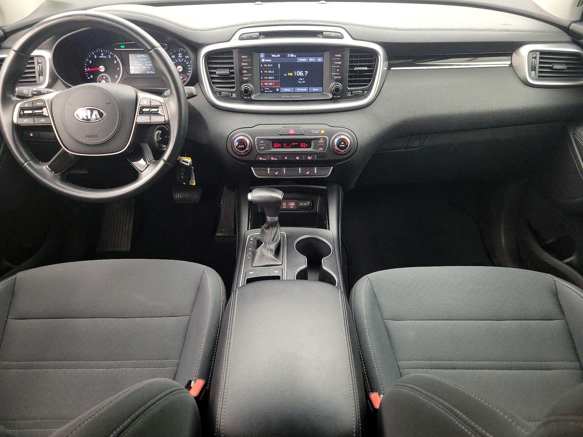 Thumbnail: 2019 Kia Sorento - 9