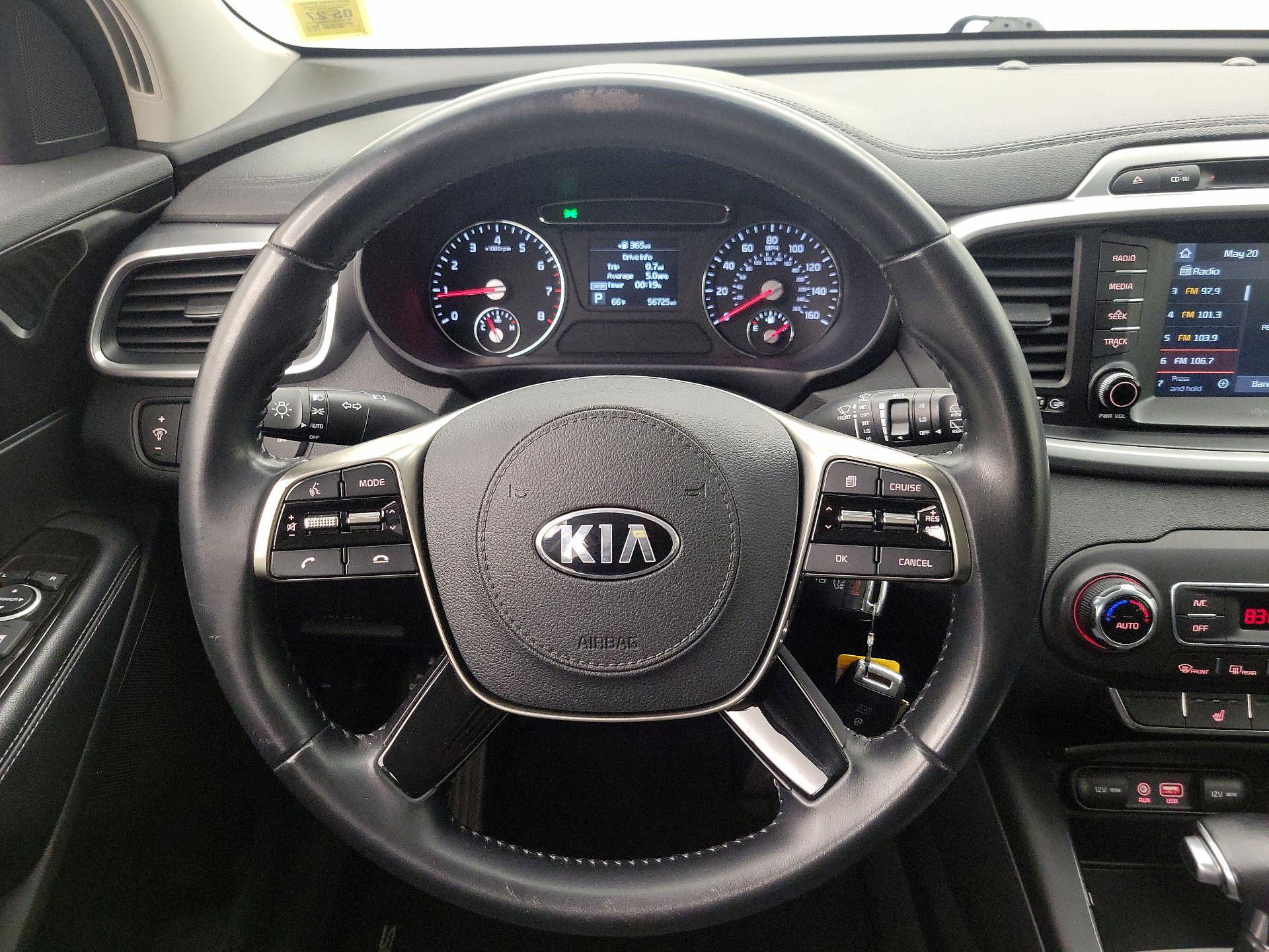 Thumbnail: 2019 Kia Sorento - 10
