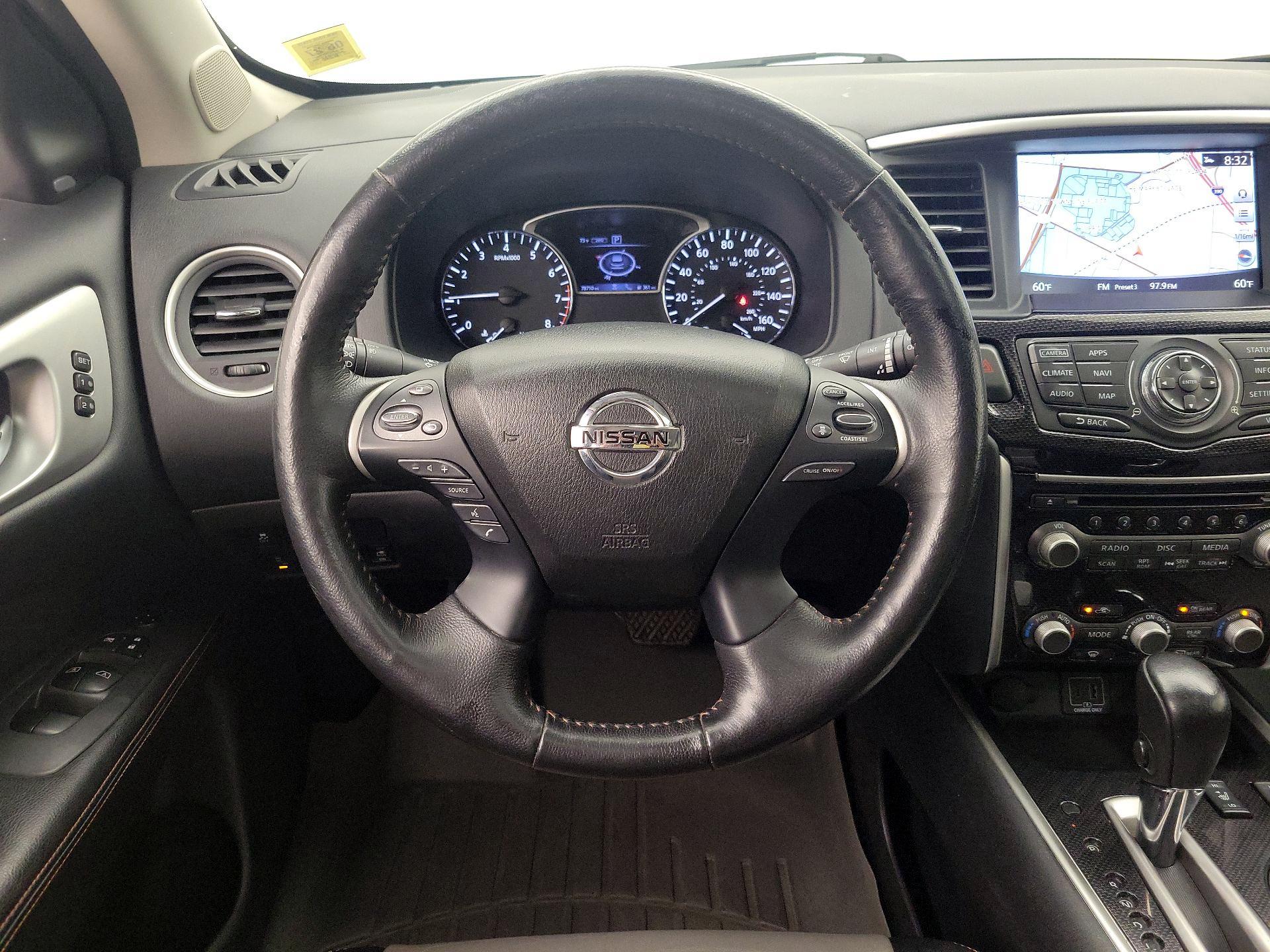 Thumbnail: 2020 Nissan Pathfinder - 10