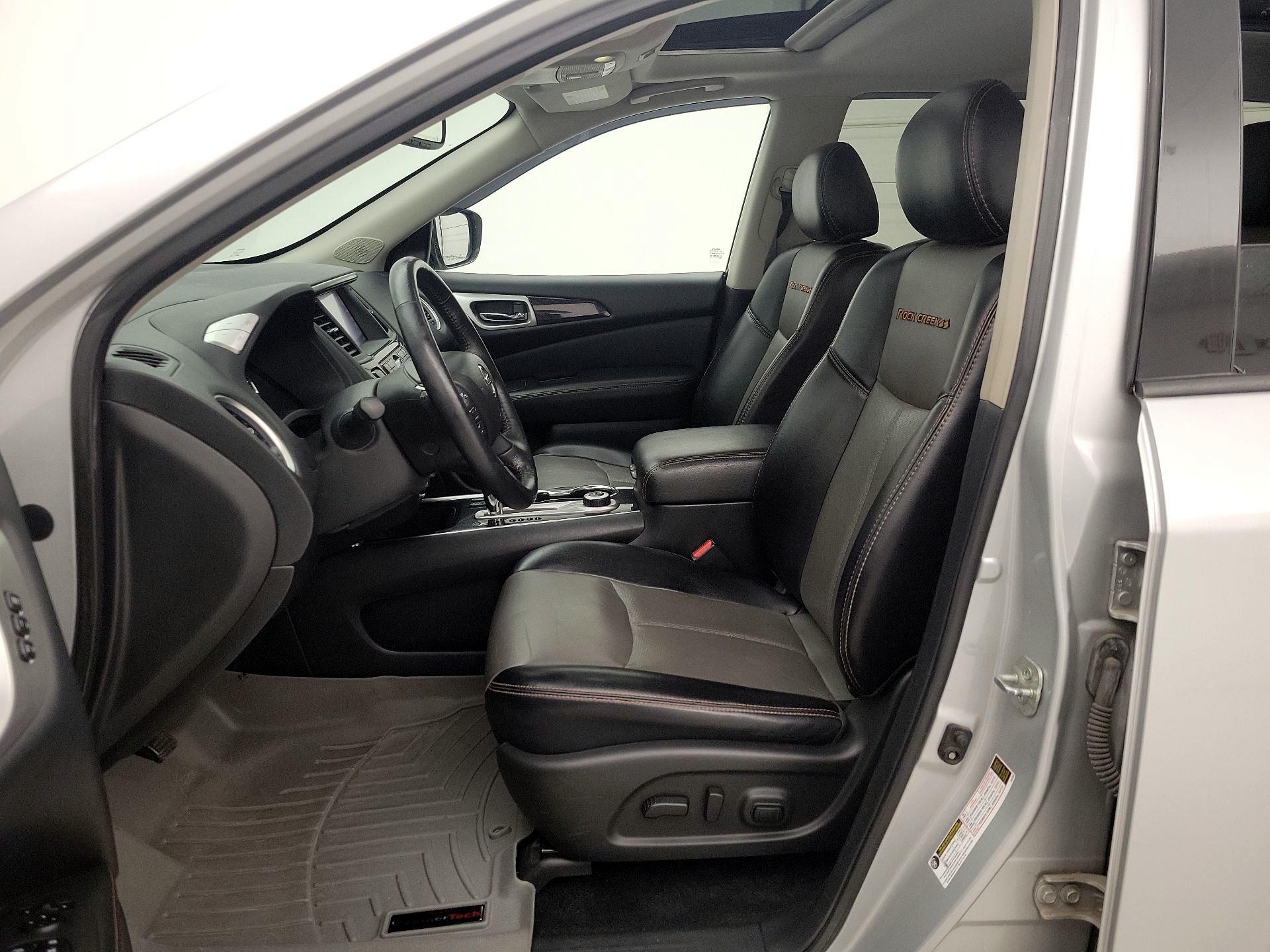 Thumbnail: 2020 Nissan Pathfinder - 11