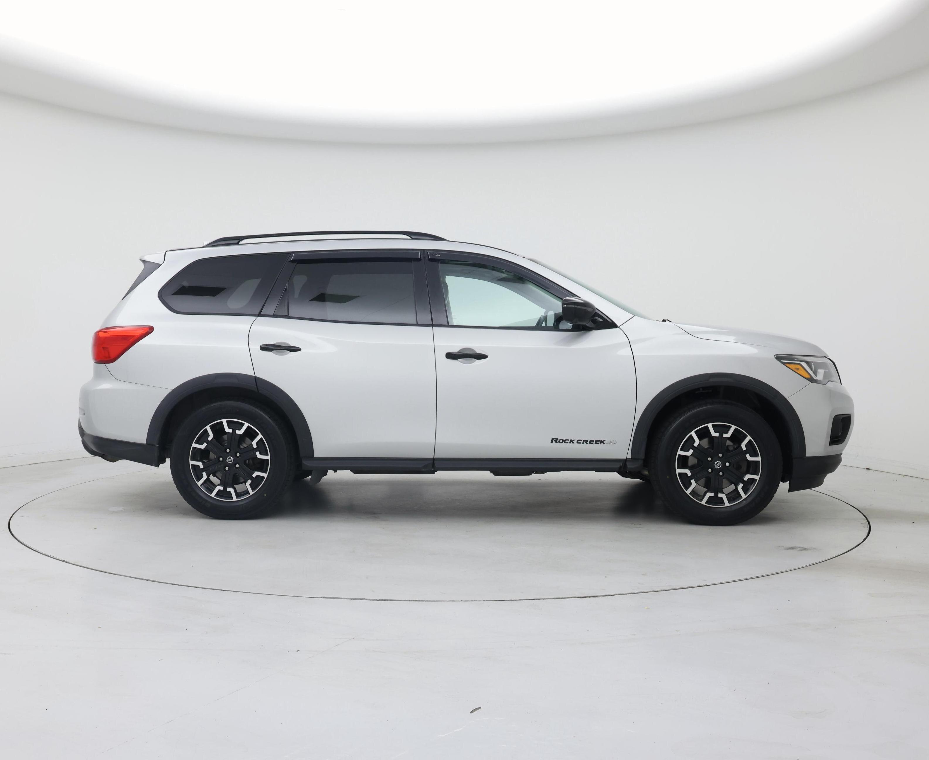 Thumbnail: 2020 Nissan Pathfinder - 7