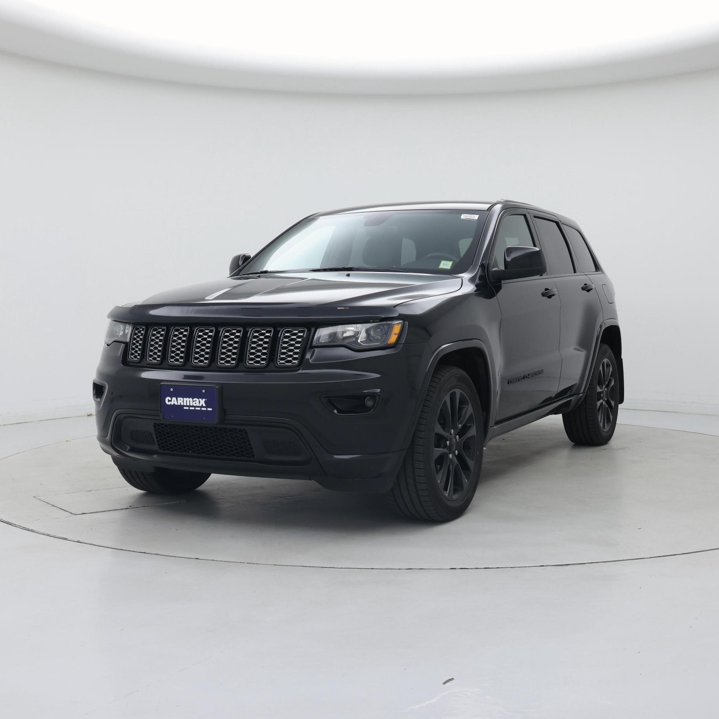 Thumbnail: 2017 Jeep Grand Cherokee - 4