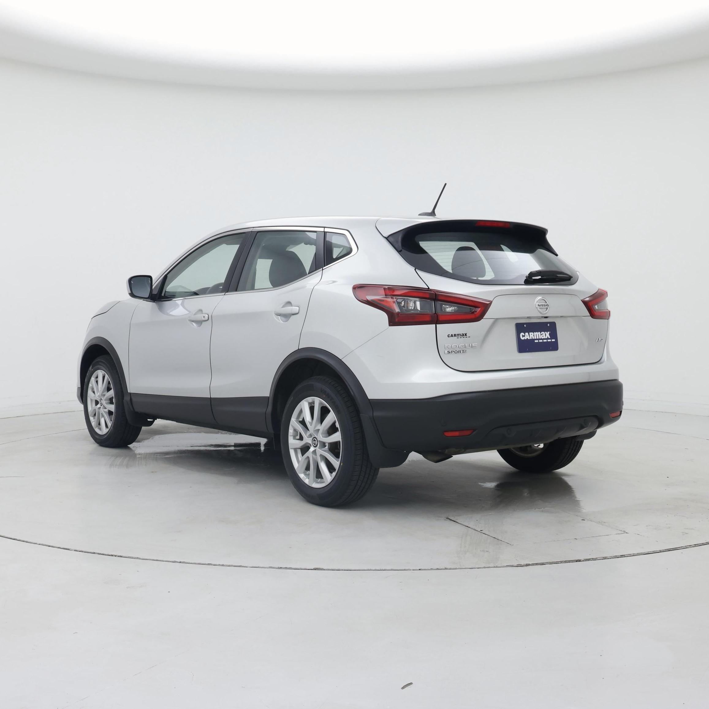 Thumbnail: 2022 Nissan Rogue Sport - 2