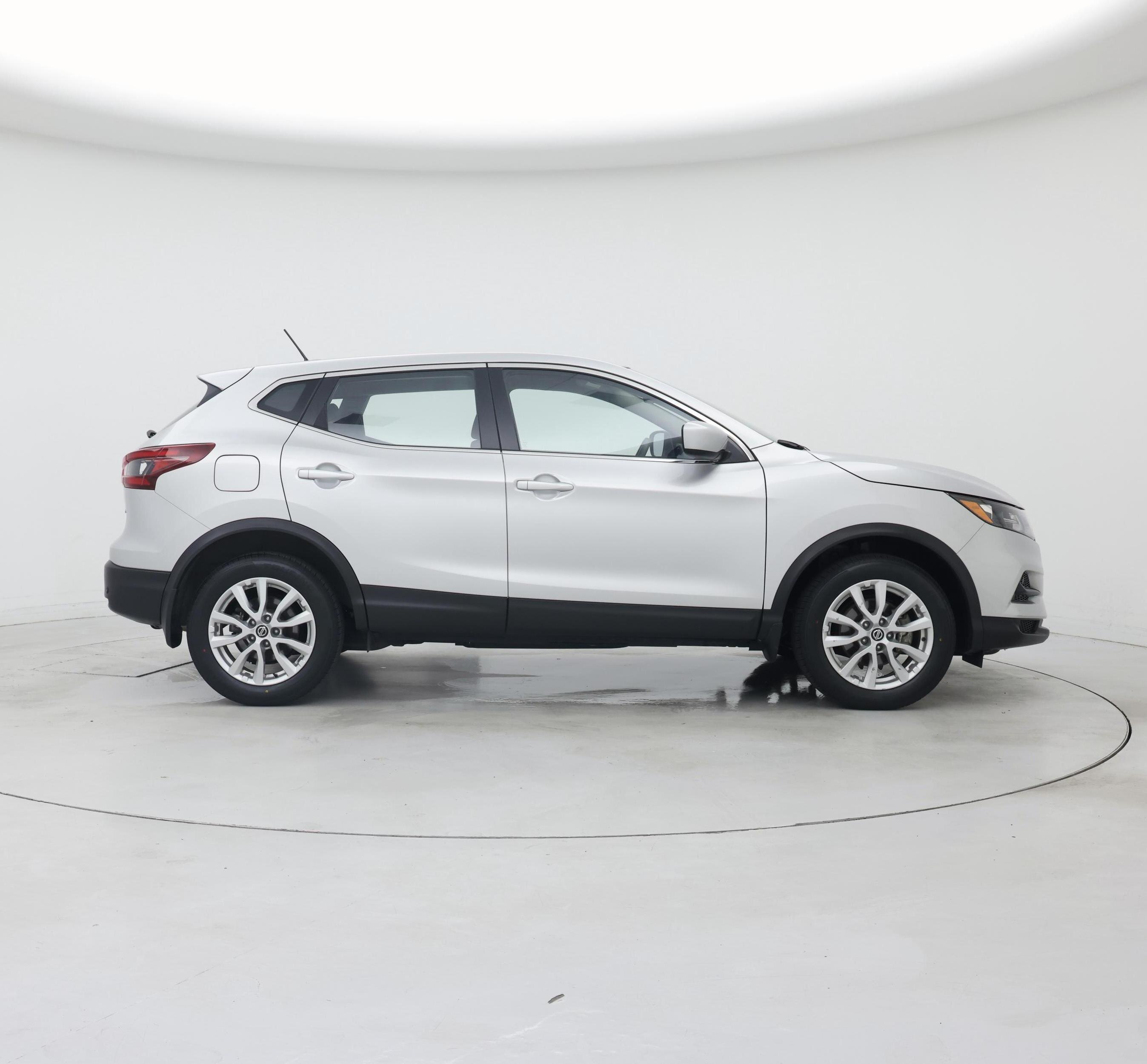 Thumbnail: 2022 Nissan Rogue Sport - 7