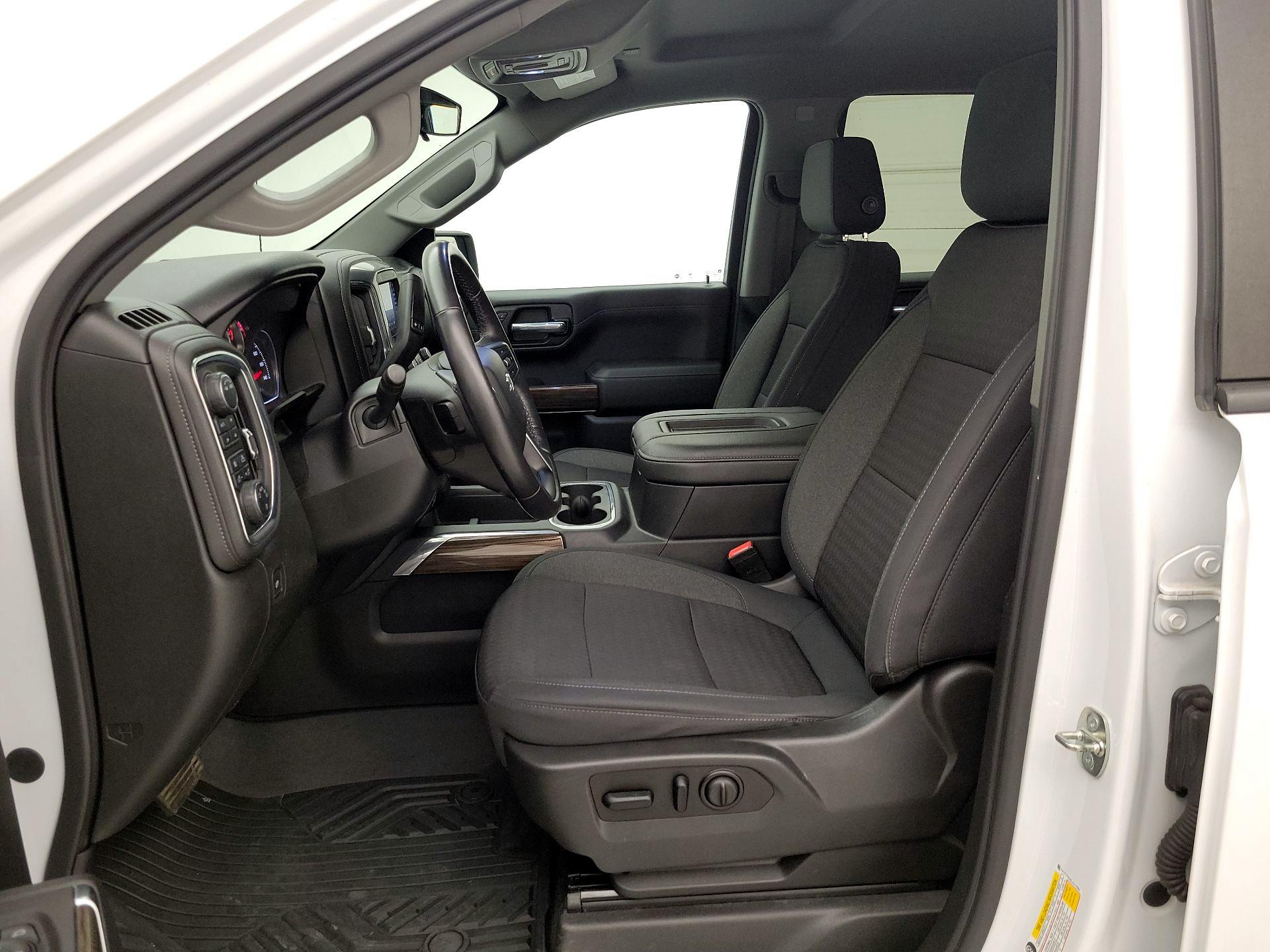 Thumbnail: 2020 Chevrolet Silverado 1500 - 11