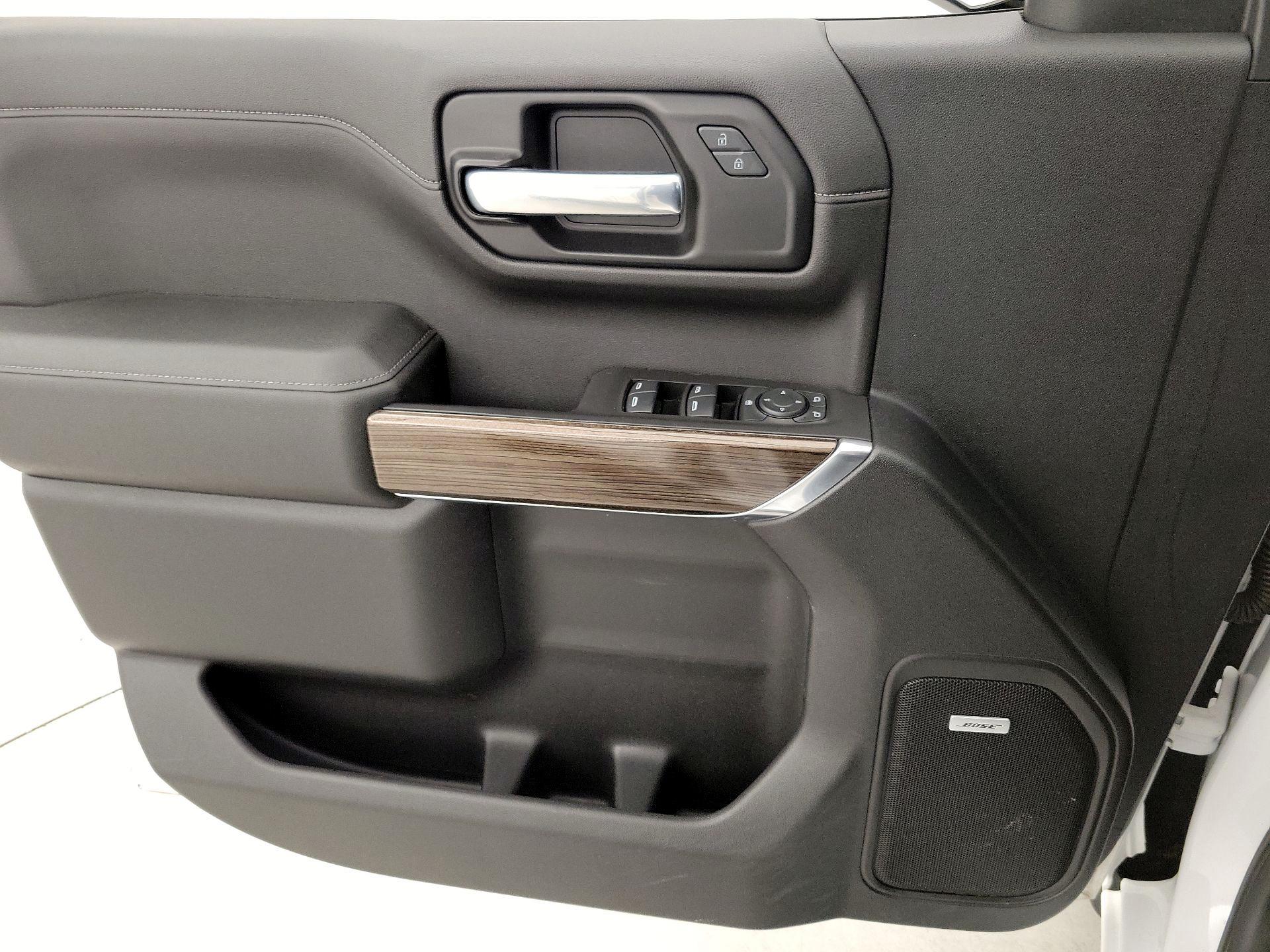 Thumbnail: 2020 Chevrolet Silverado 1500 - 12
