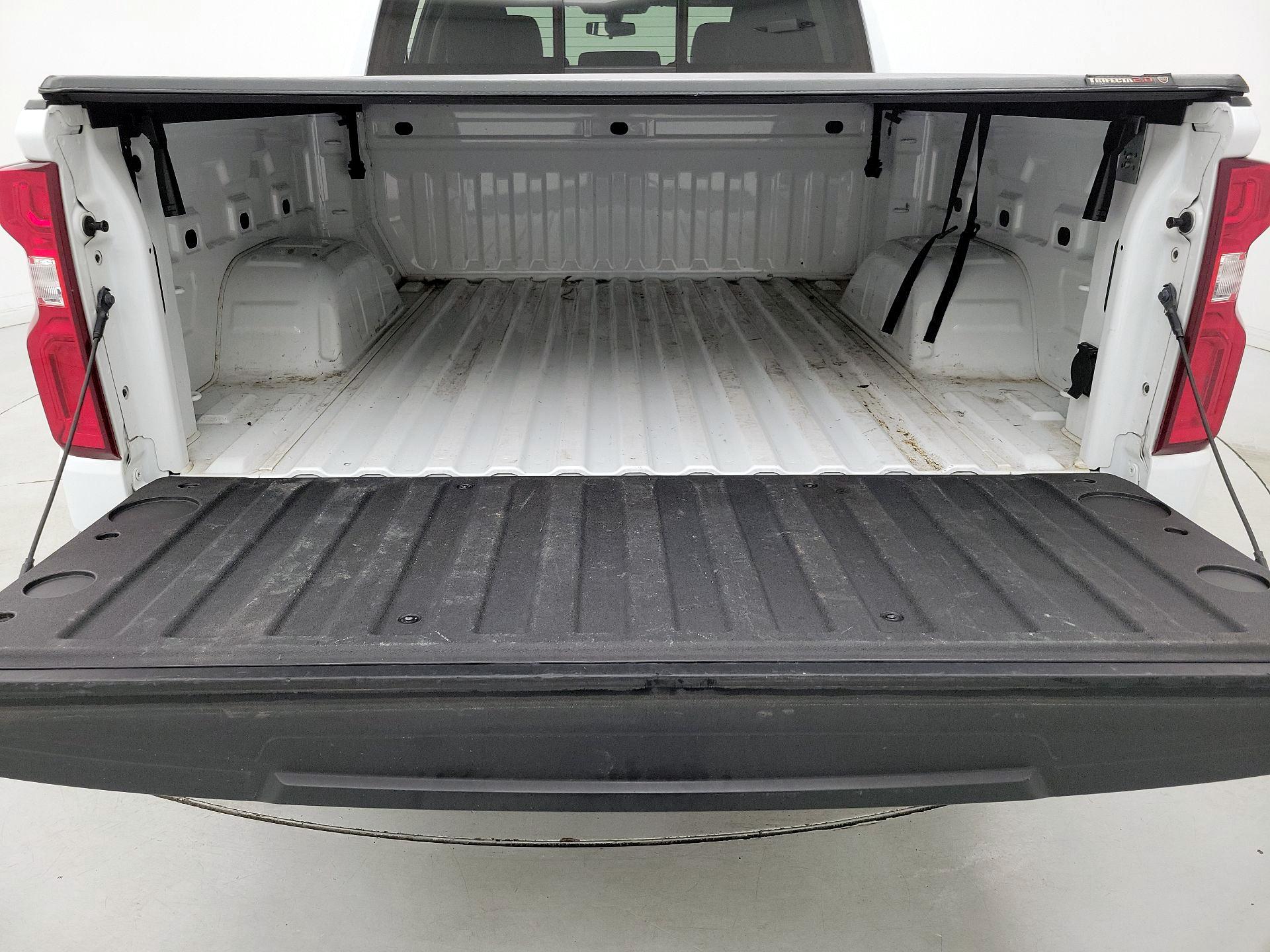 Thumbnail: 2020 Chevrolet Silverado 1500 - 20