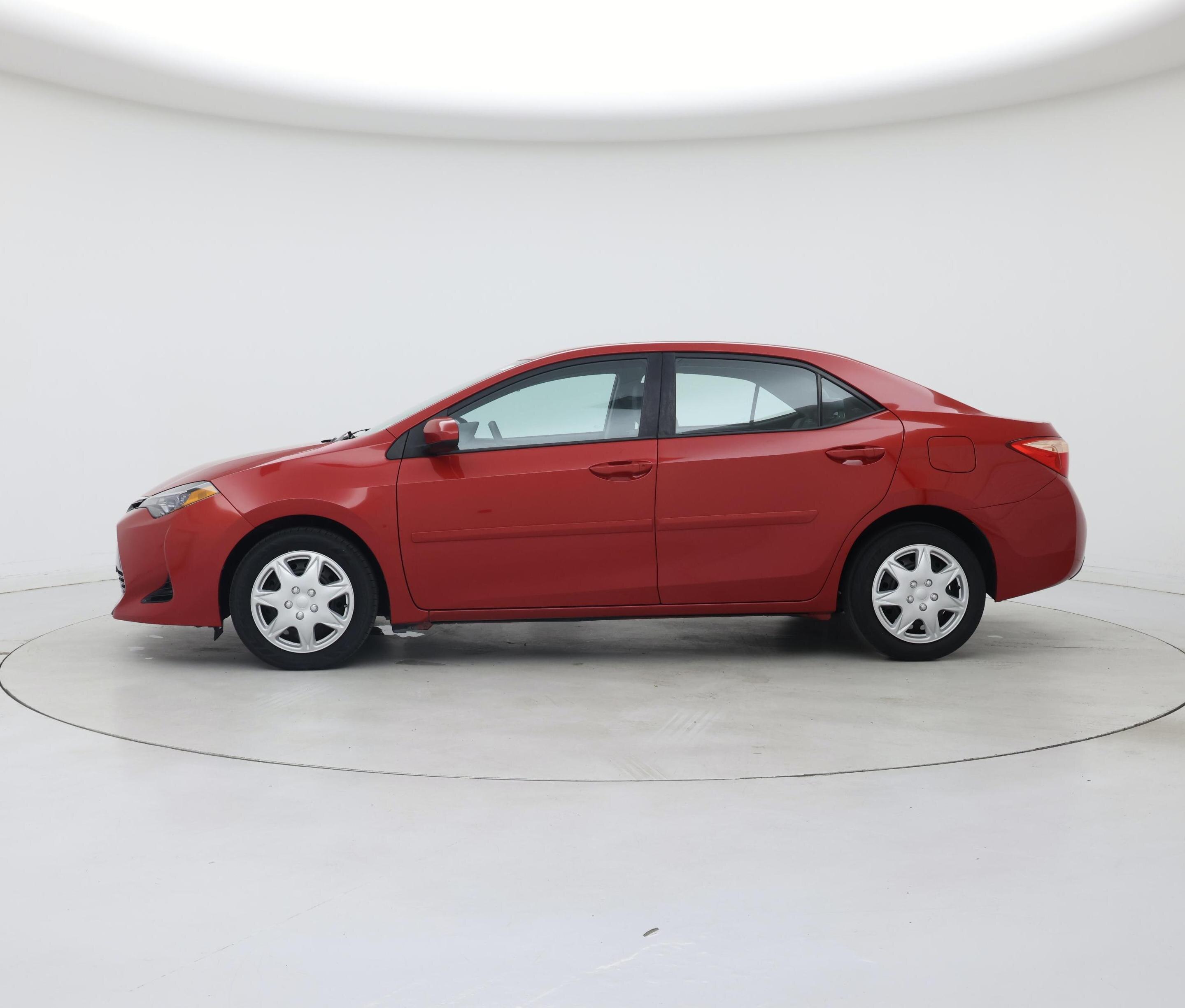 Thumbnail: 2017 Toyota Corolla - 3