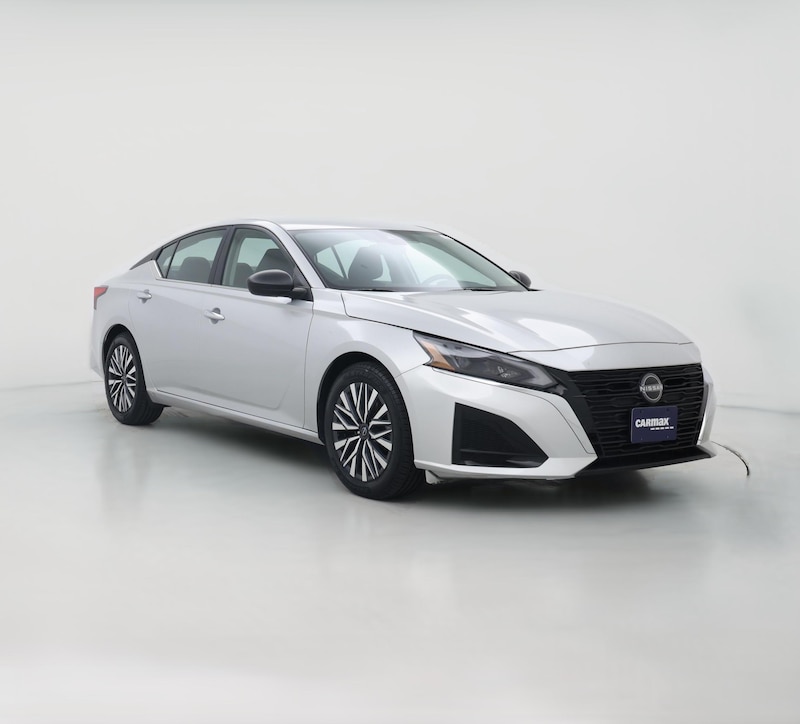2024 Nissan Altima SV