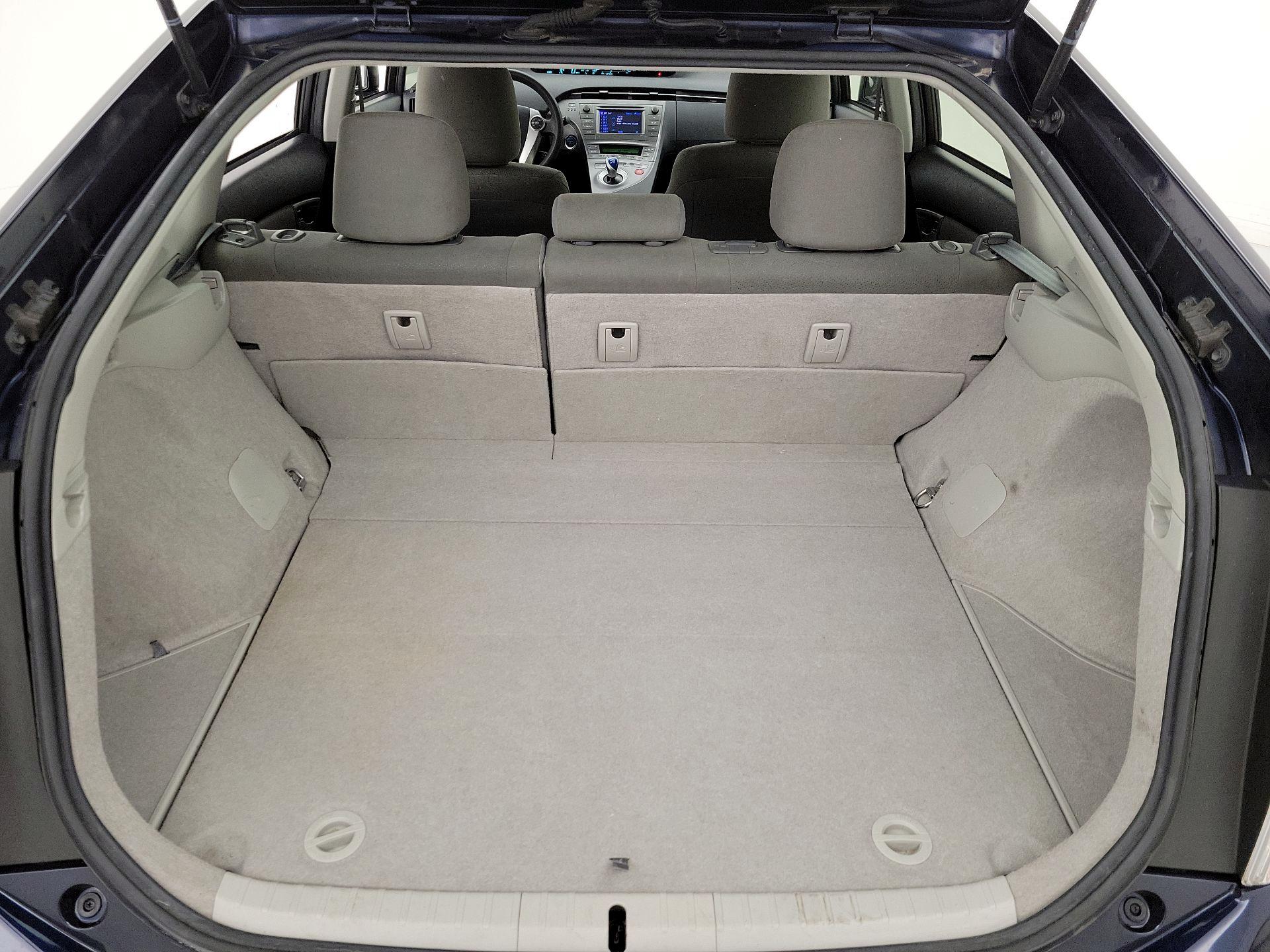 Thumbnail: 2015 Toyota Prius - 20