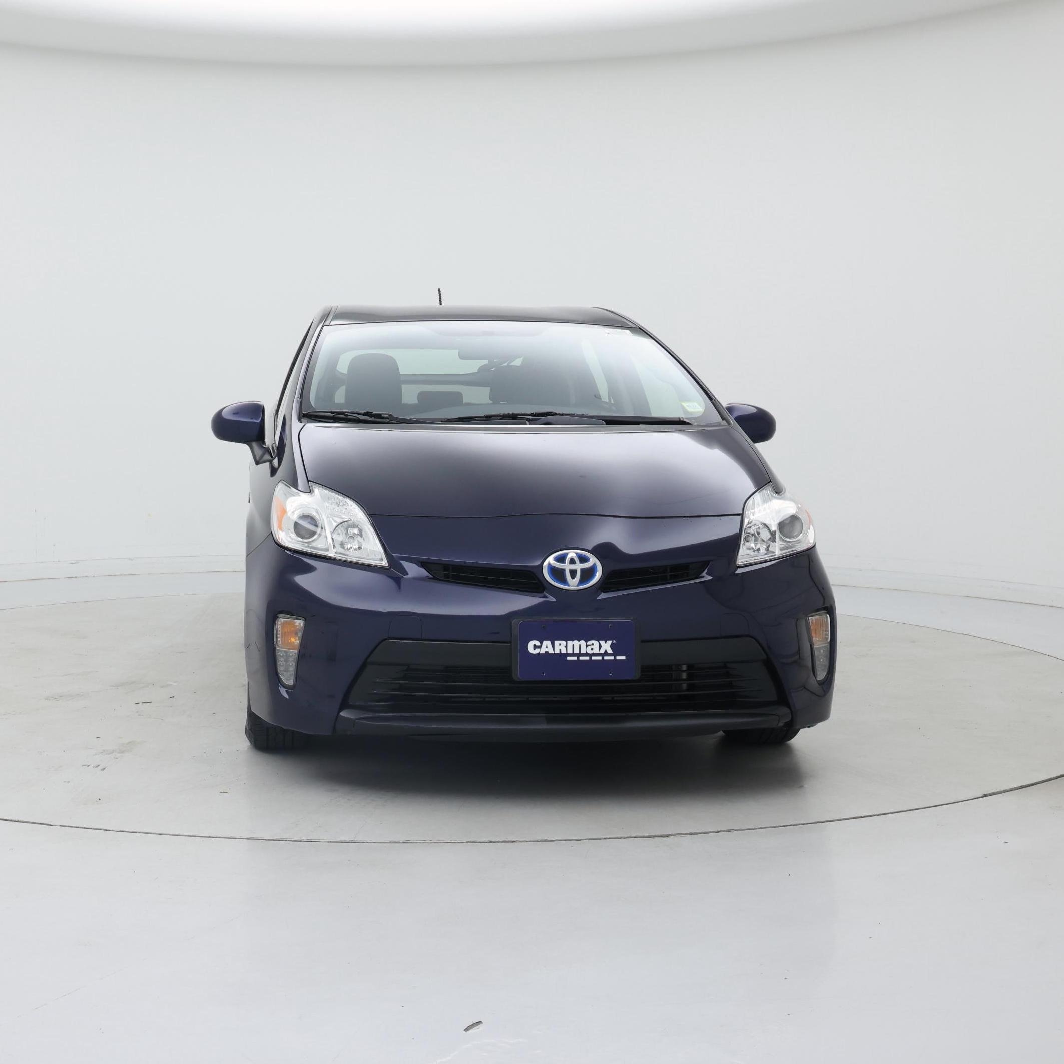 Thumbnail: 2015 Toyota Prius - 5