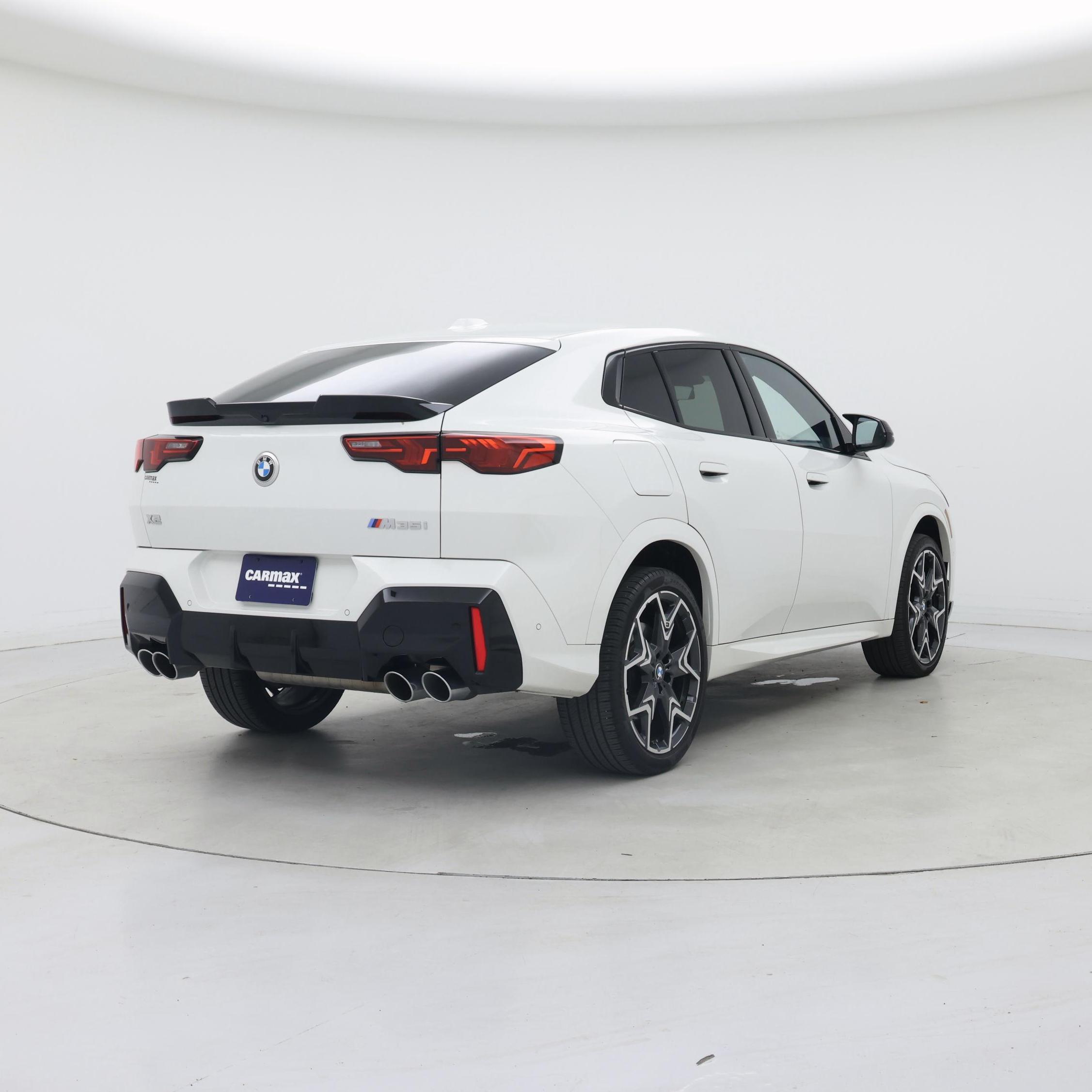 Thumbnail: 2024 BMW X2 - 8