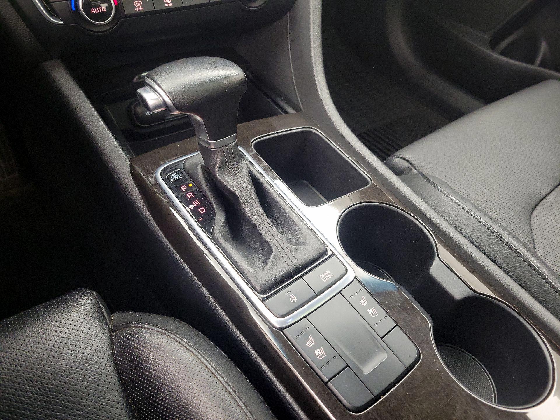 Thumbnail: 2016 Kia Optima - 18