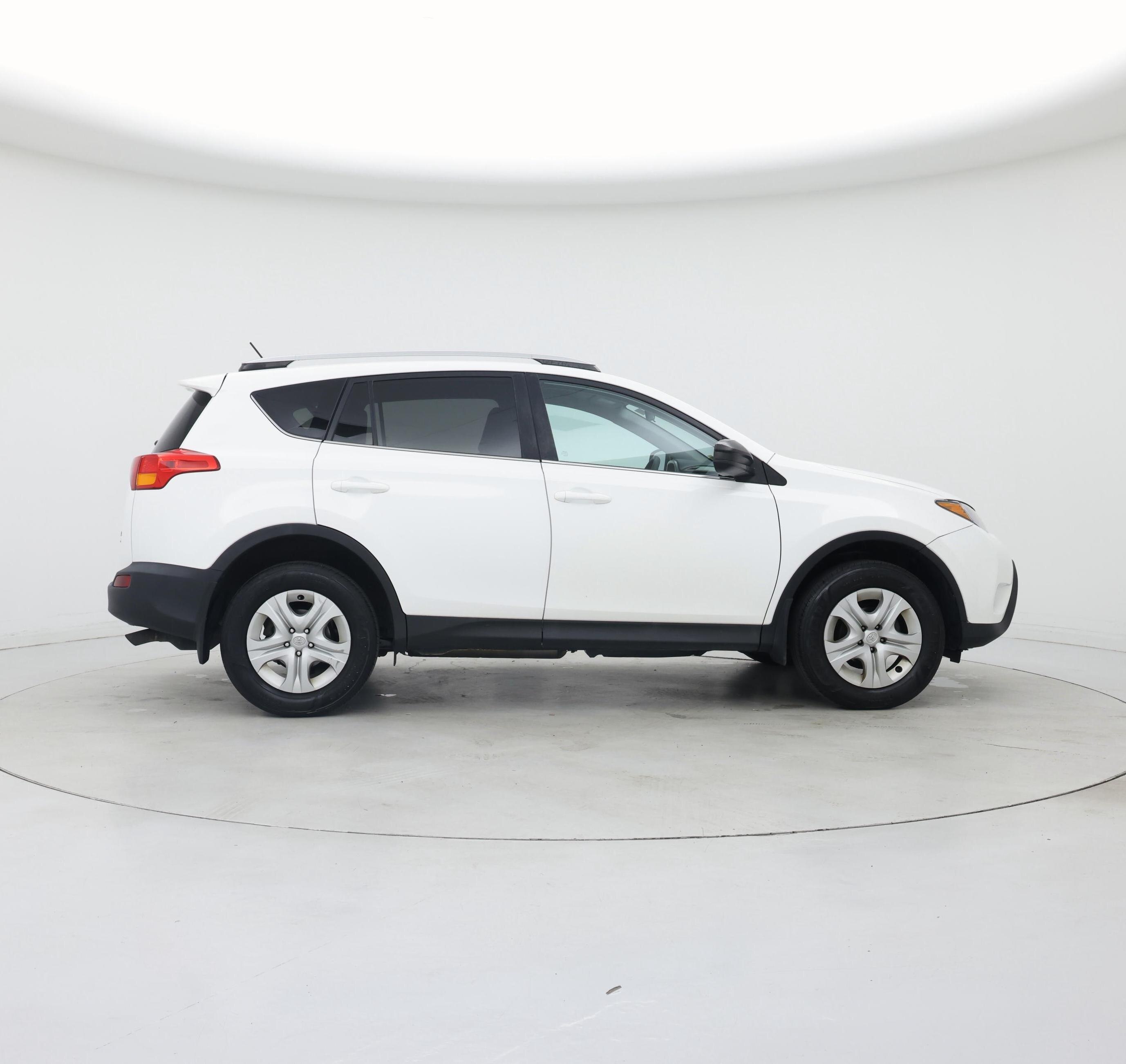 Thumbnail: 2015 Toyota RAV4 - 7