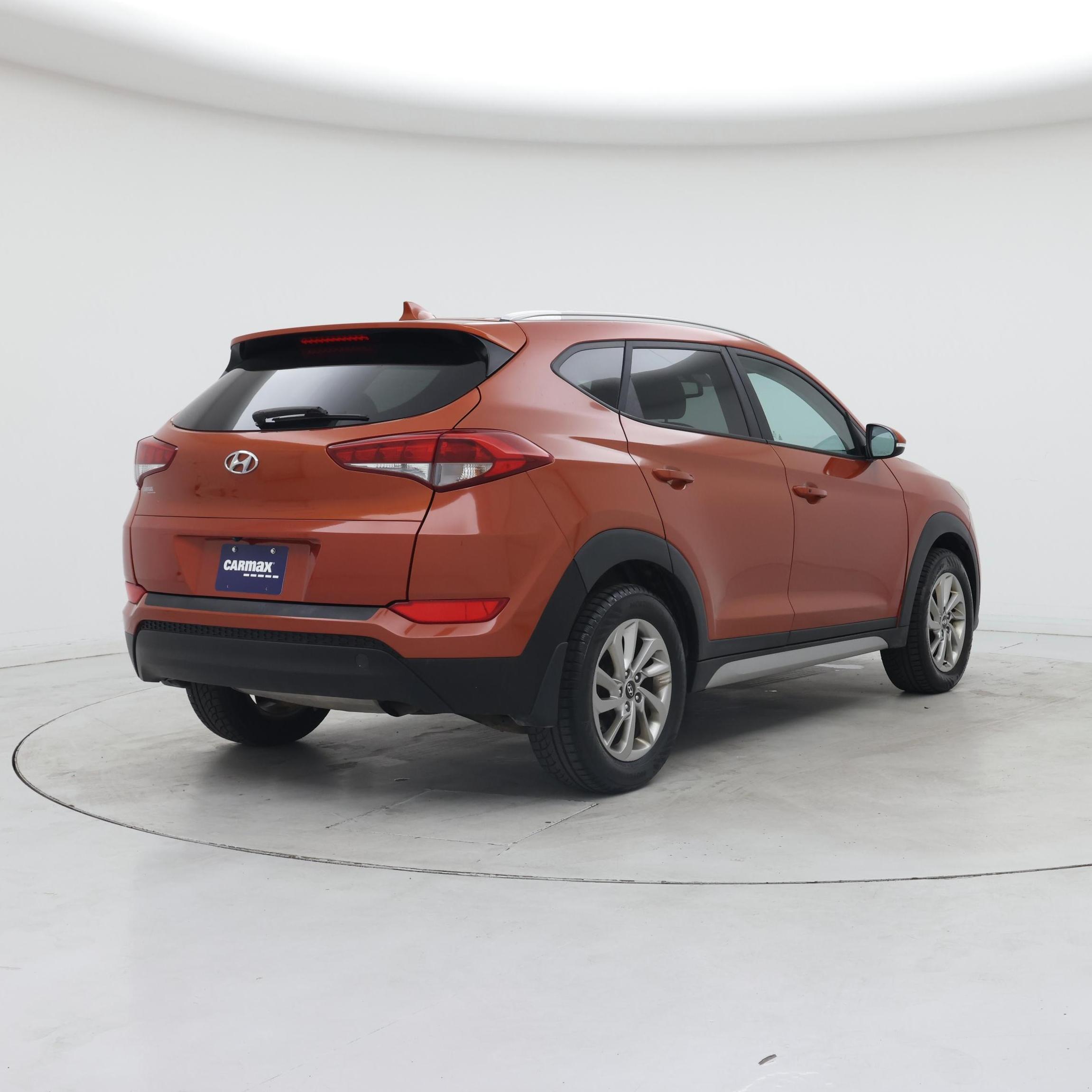 Thumbnail: 2017 Hyundai Tucson - 8