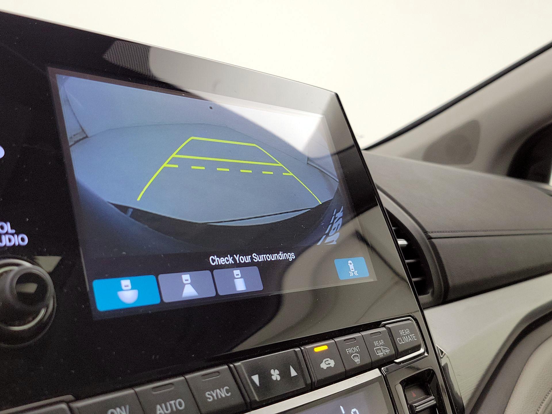Thumbnail: 2018 Honda Odyssey - 14