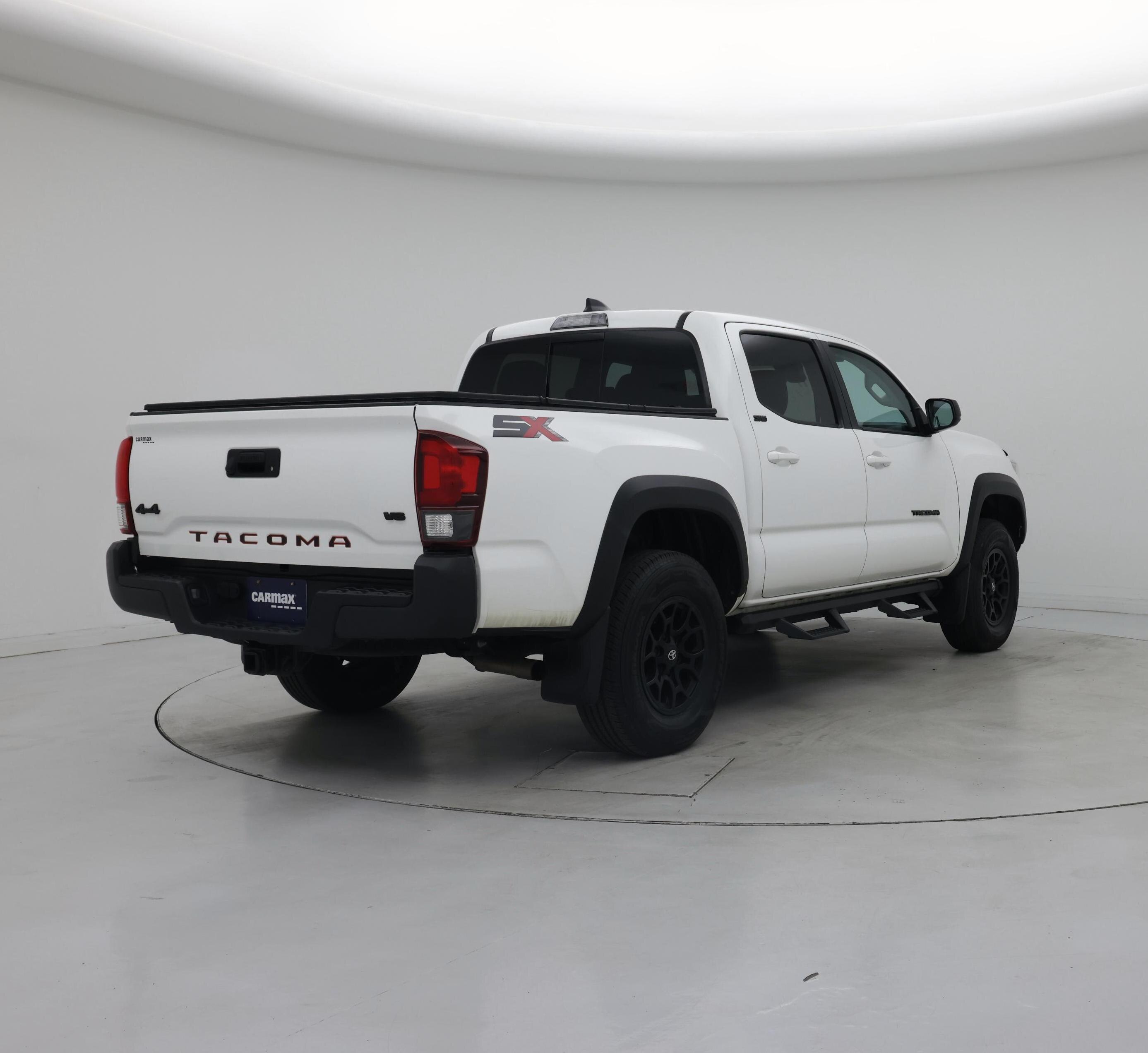Thumbnail: 2023 Toyota Tacoma - 8