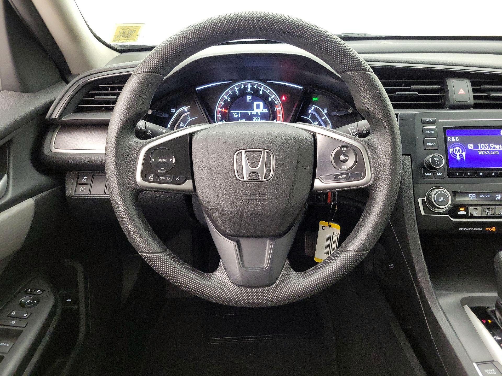 Thumbnail: 2016 Honda Civic - 10