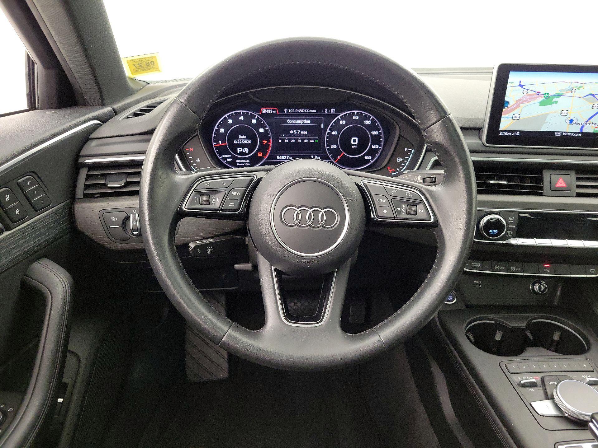 Thumbnail: 2019 Audi A4 - 10