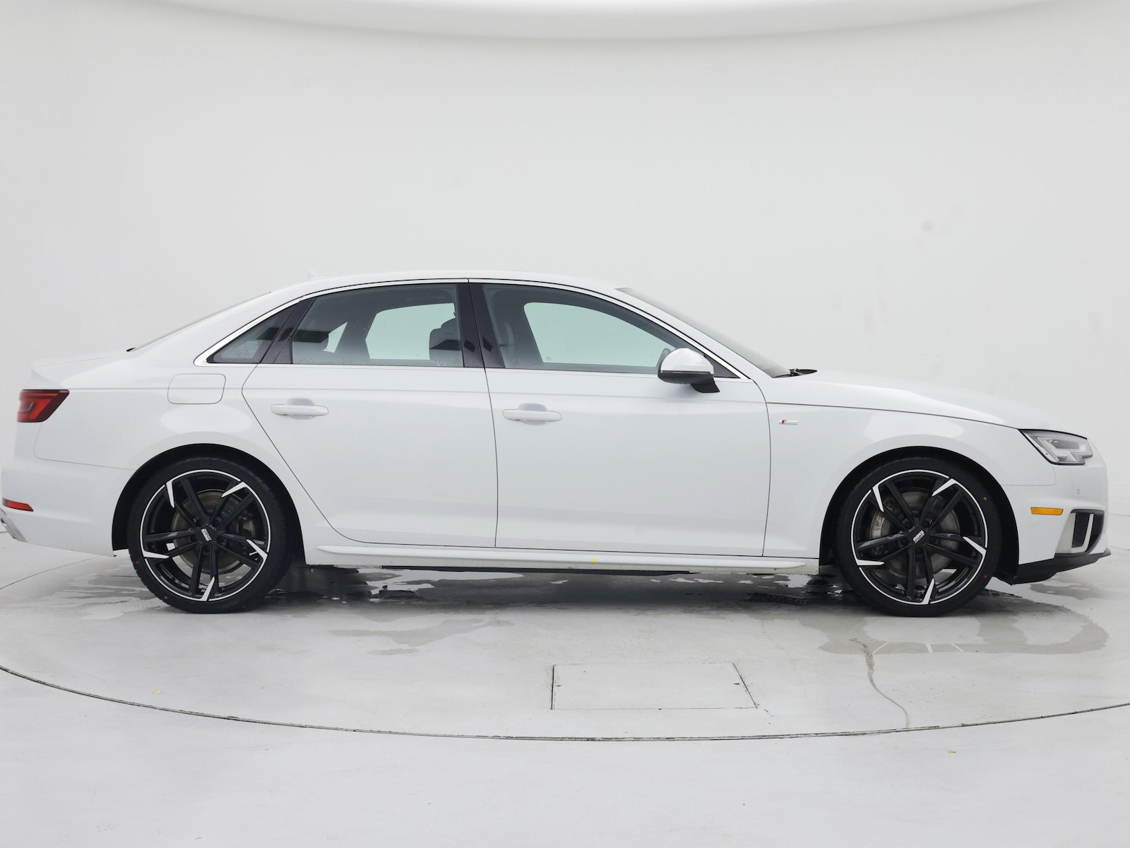 2019 Audi A4 Premium Plus - Photo 8