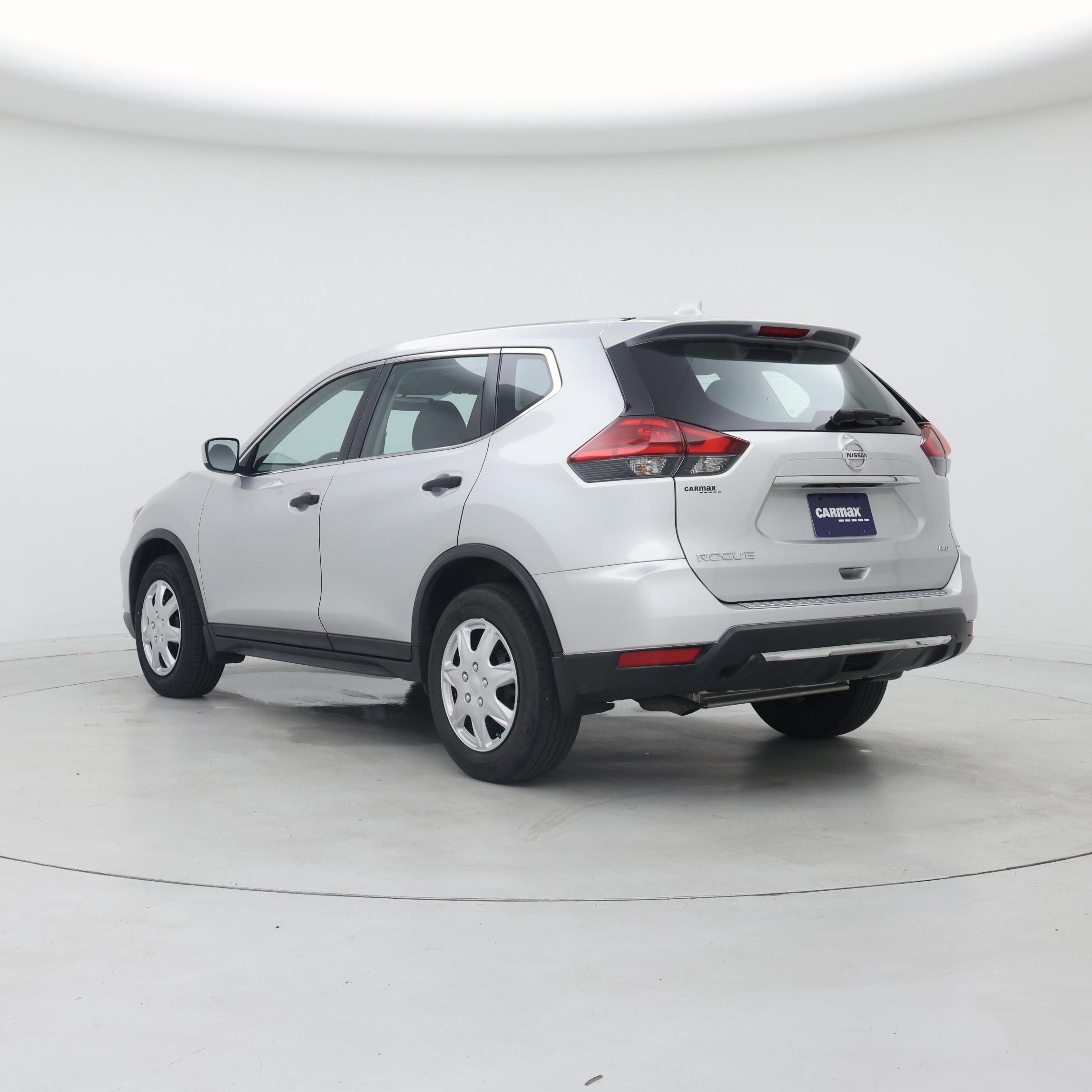Thumbnail: 2017 Nissan Rogue - 2