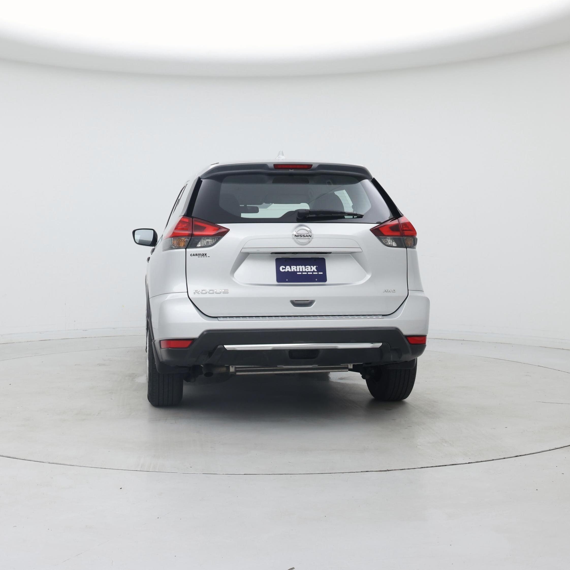 Thumbnail: 2017 Nissan Rogue - 6