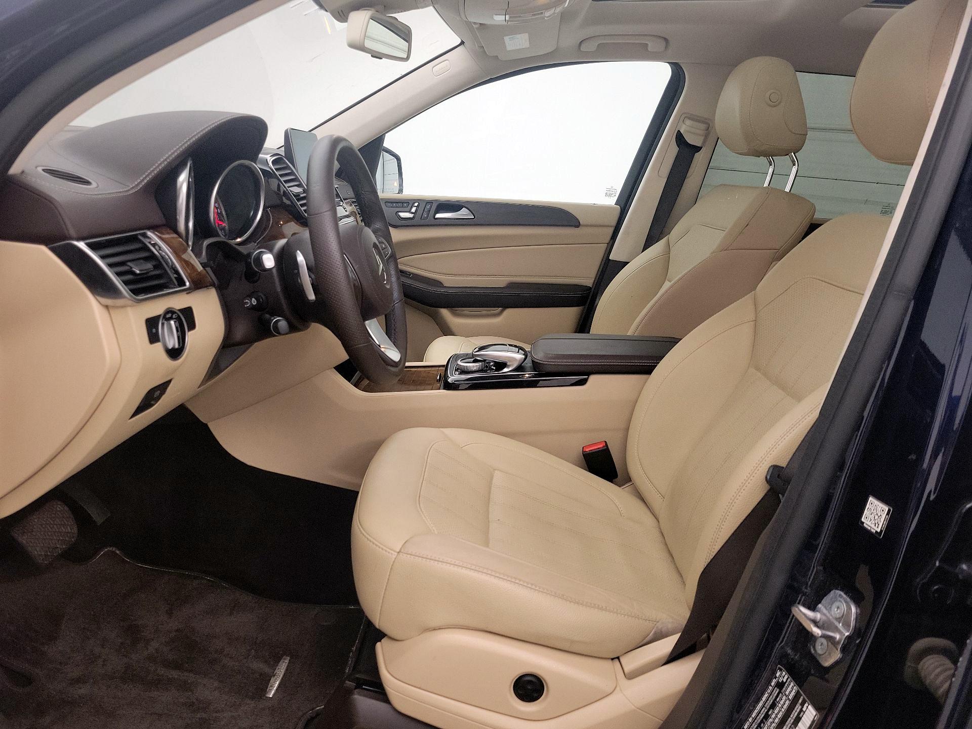 Thumbnail: 2019 Mercedes-Benz GLS - 11