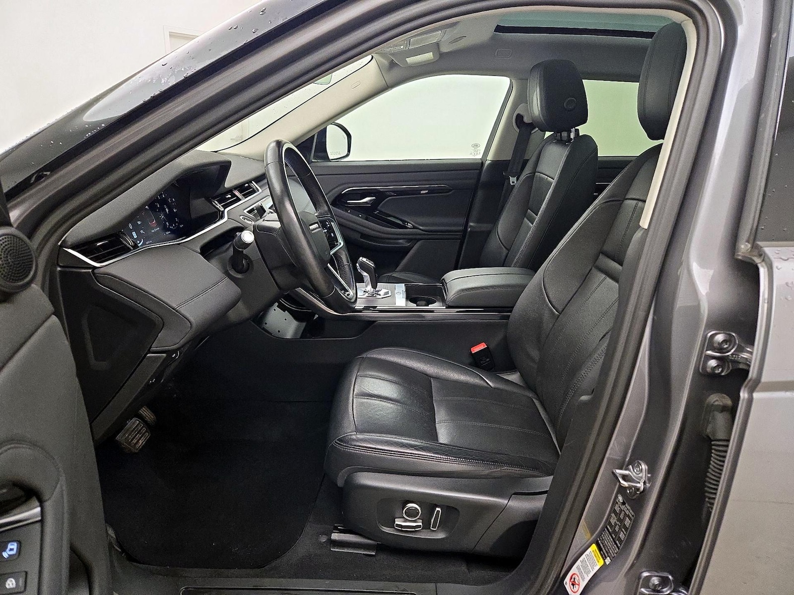 2021 Land Rover Range Rover Evoque SE - Photo 12