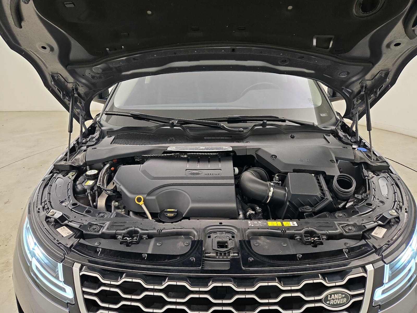 2021 Land Rover Range Rover Evoque SE - Photo 24