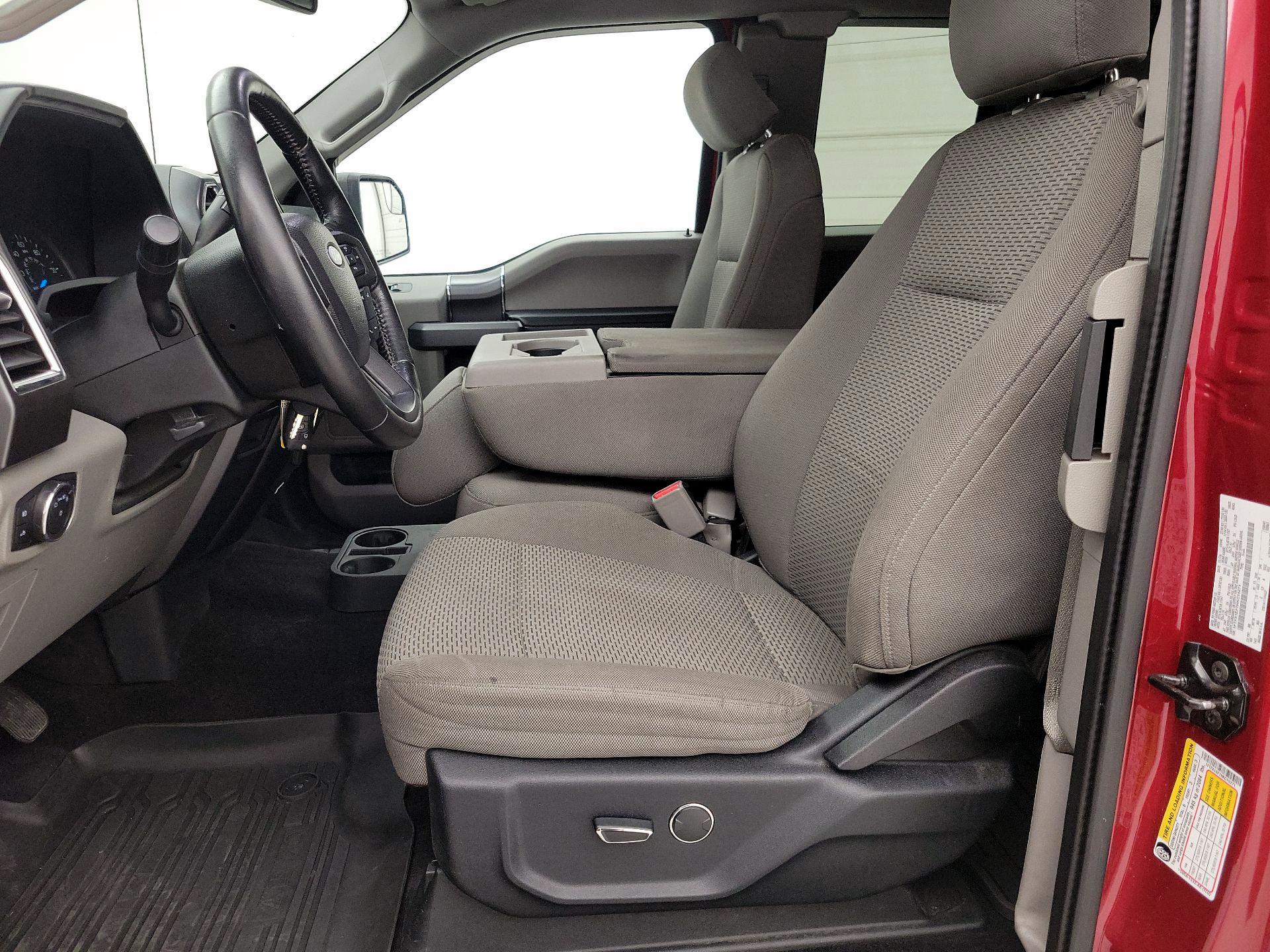Thumbnail: 2017 Ford F-150 - 11