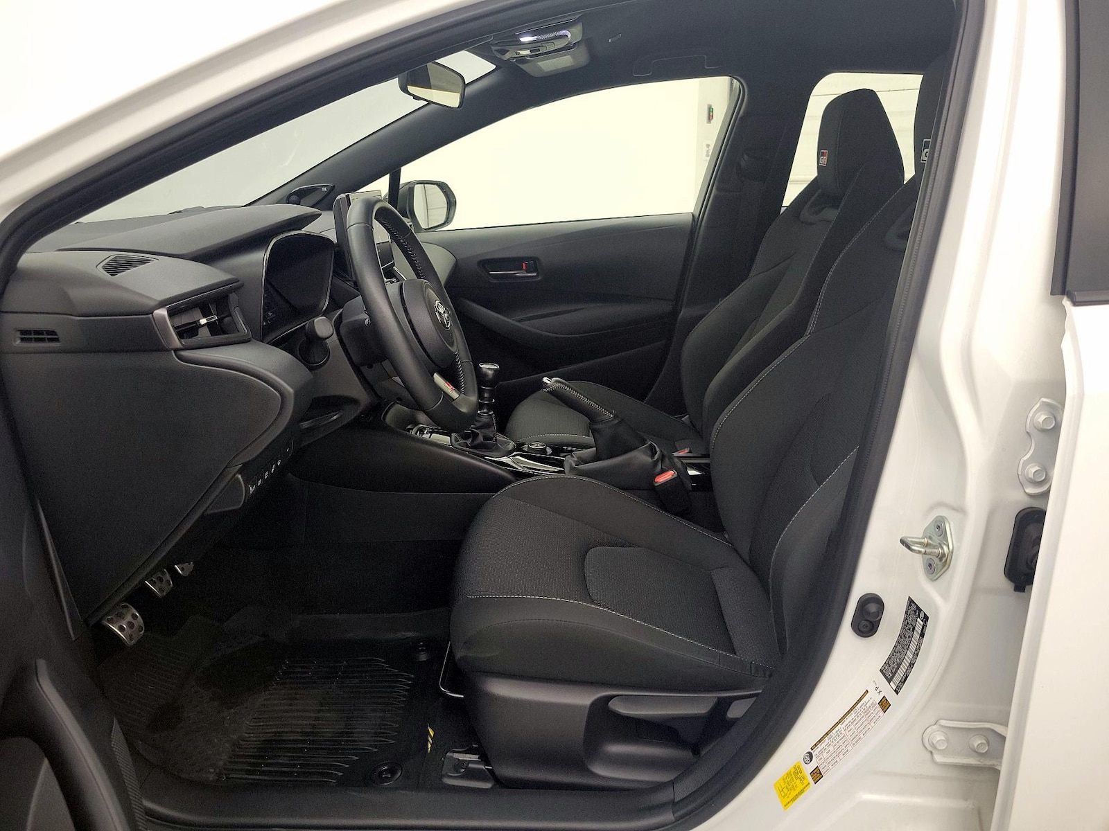 2023 Toyota GR Corolla Core - Photo 12