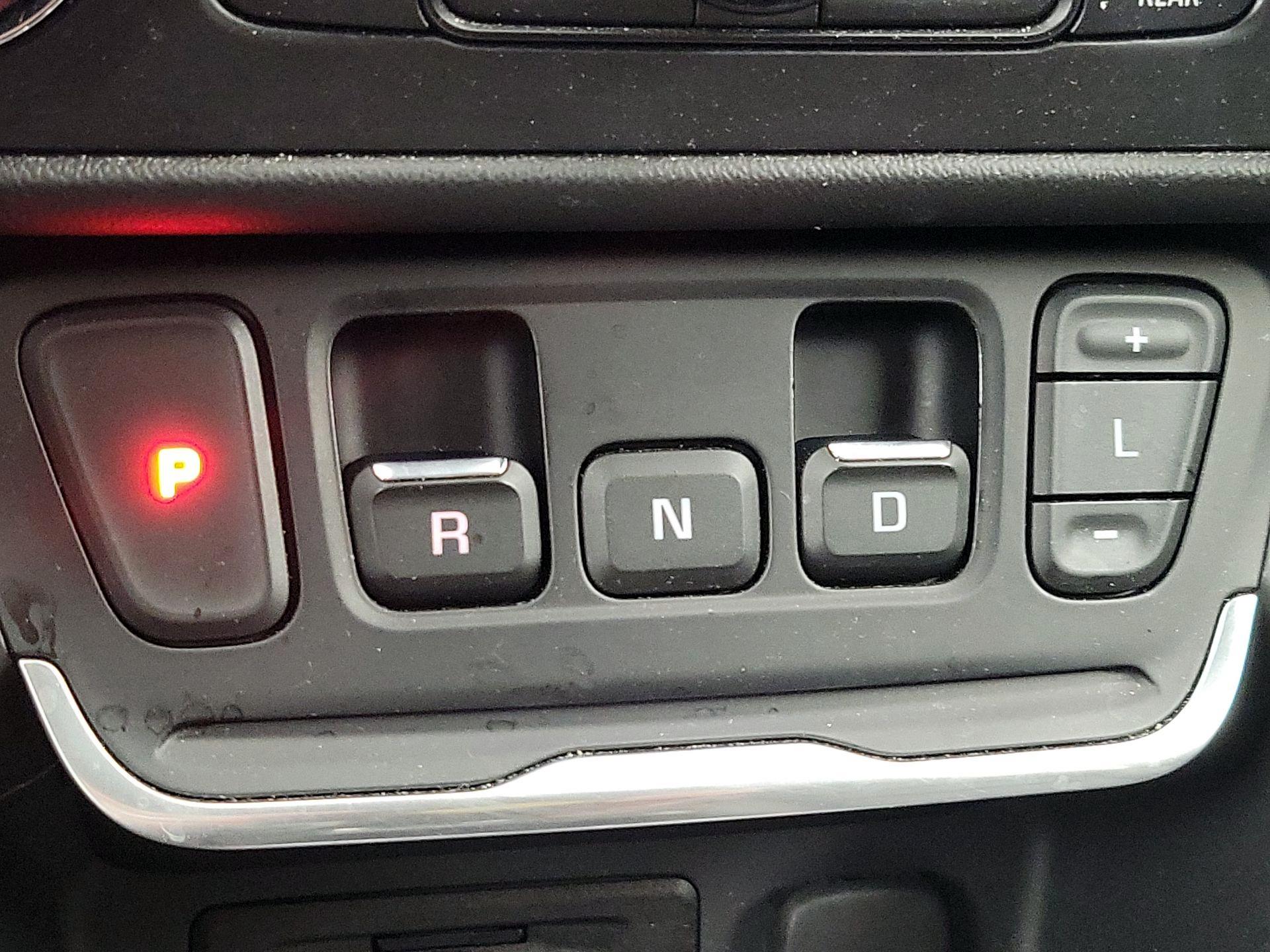 Thumbnail: 2019 GMC Terrain - 18