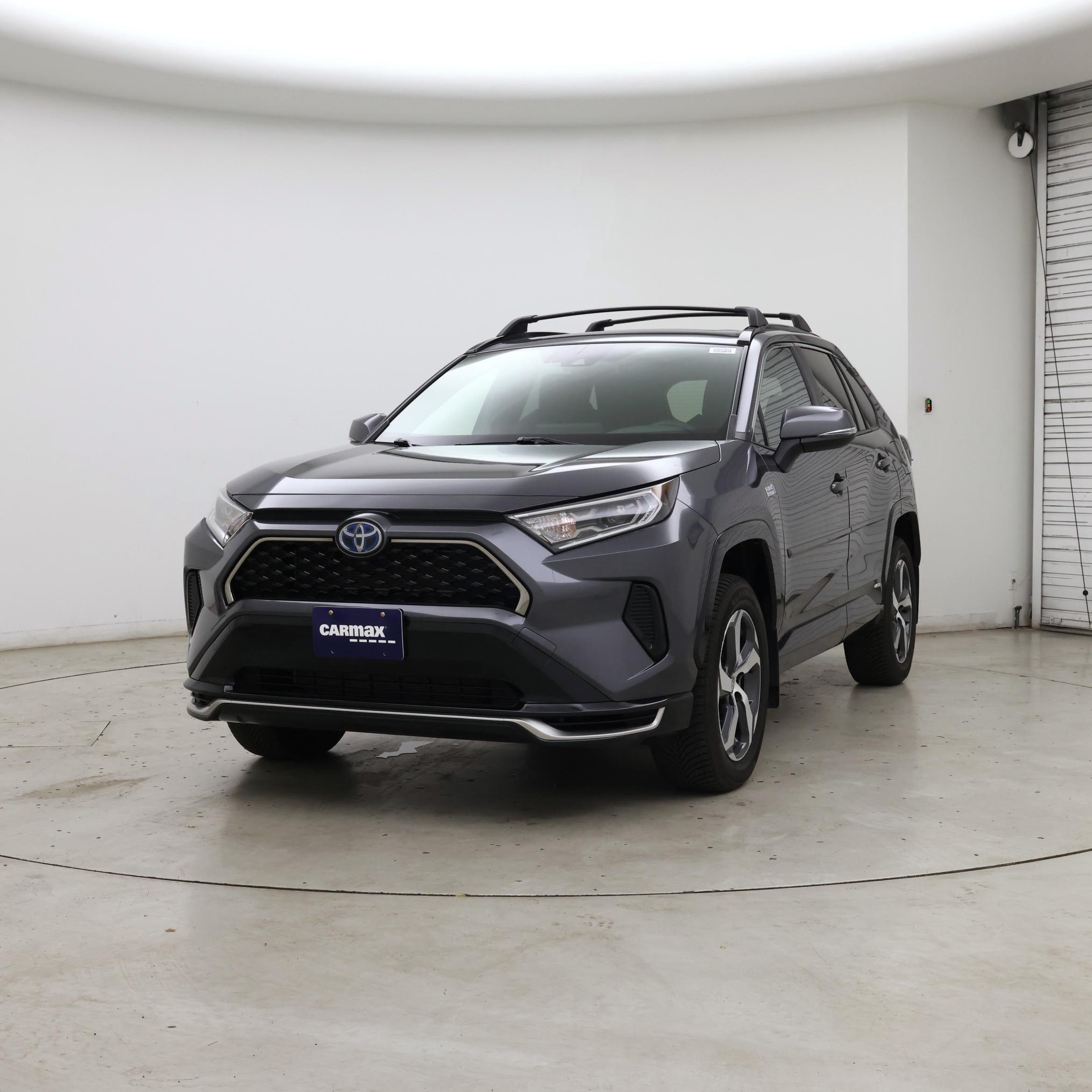 Thumbnail: 2021 Toyota RAV4 - 4