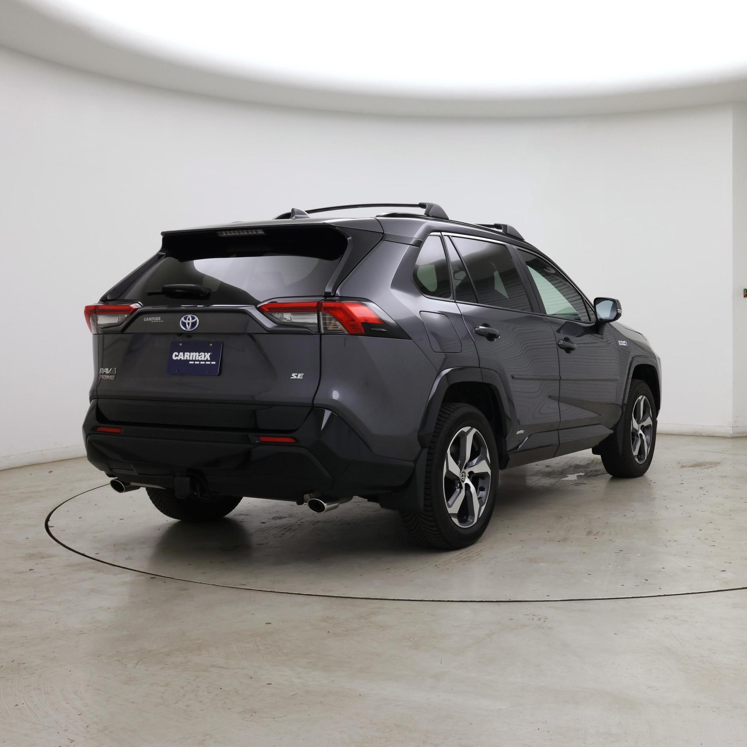 Thumbnail: 2021 Toyota RAV4 - 8
