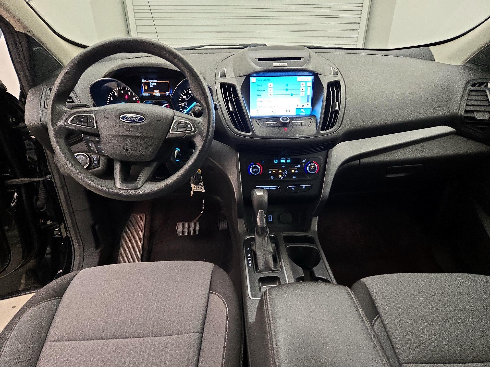 Thumbnail: 2017 Ford Escape - 9