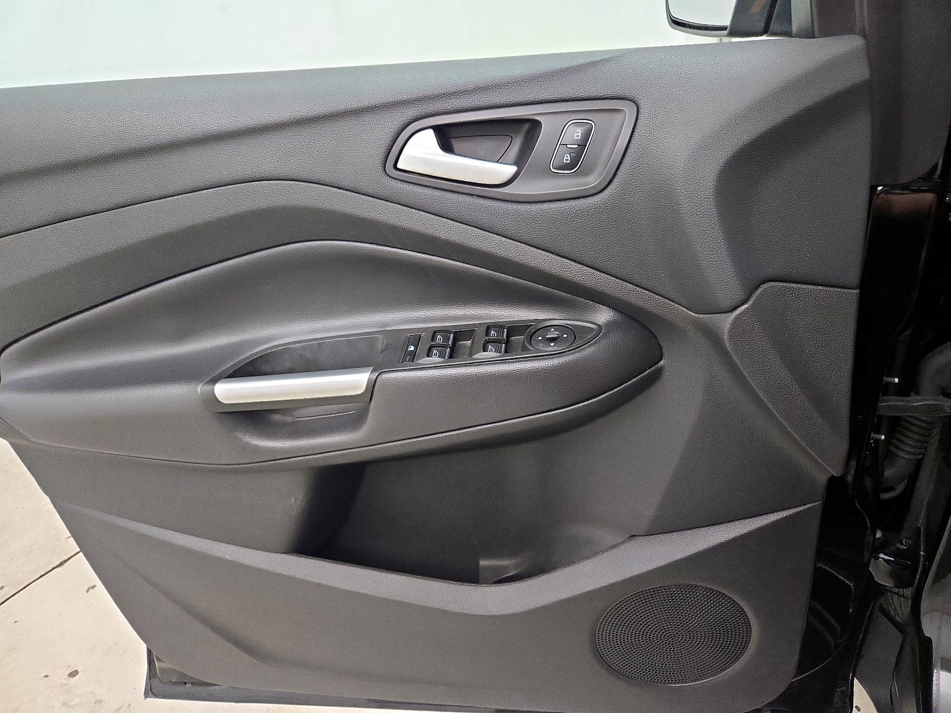 Thumbnail: 2017 Ford Escape - 12