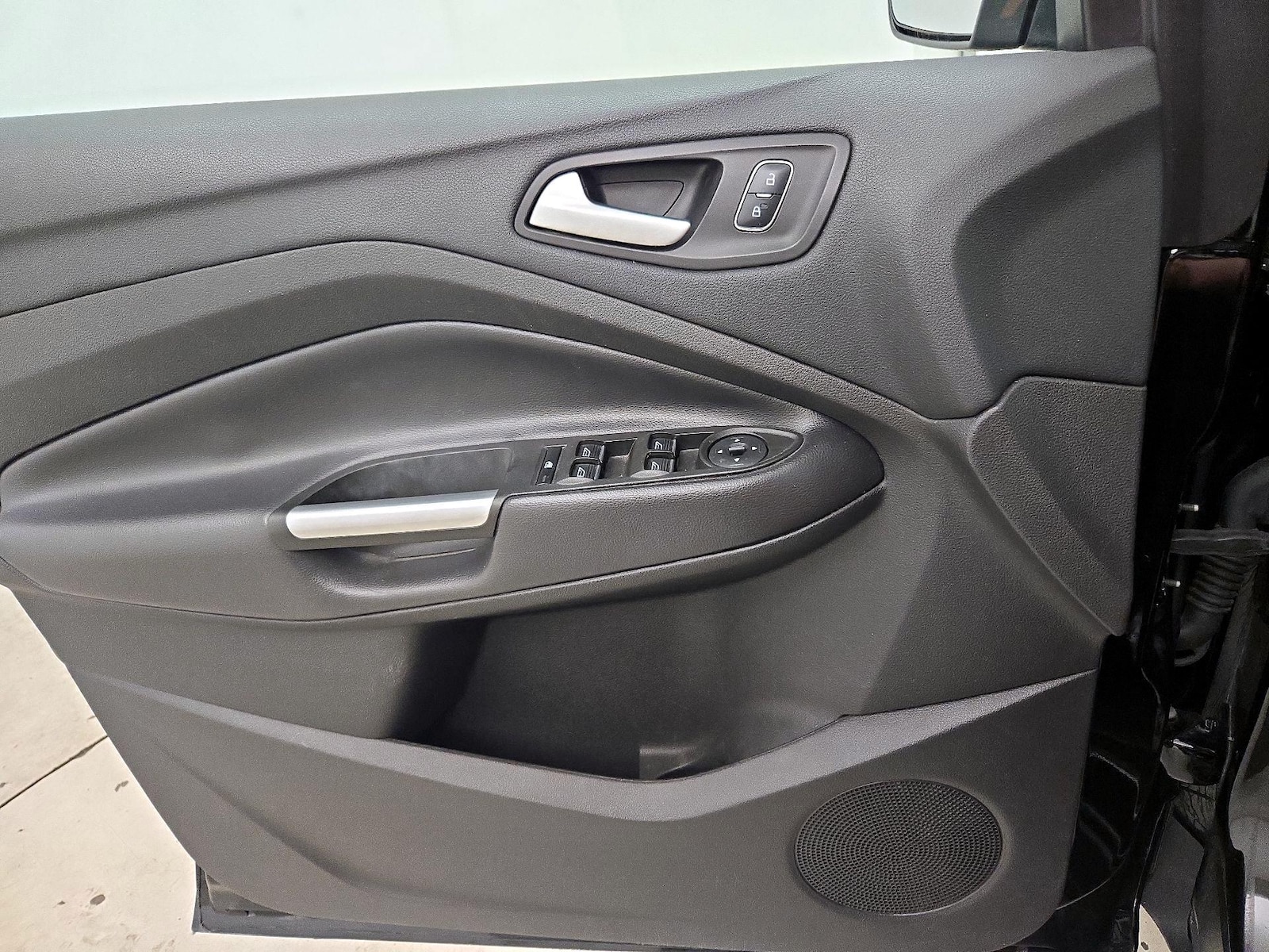 2017 Ford Escape SE - Photo 13