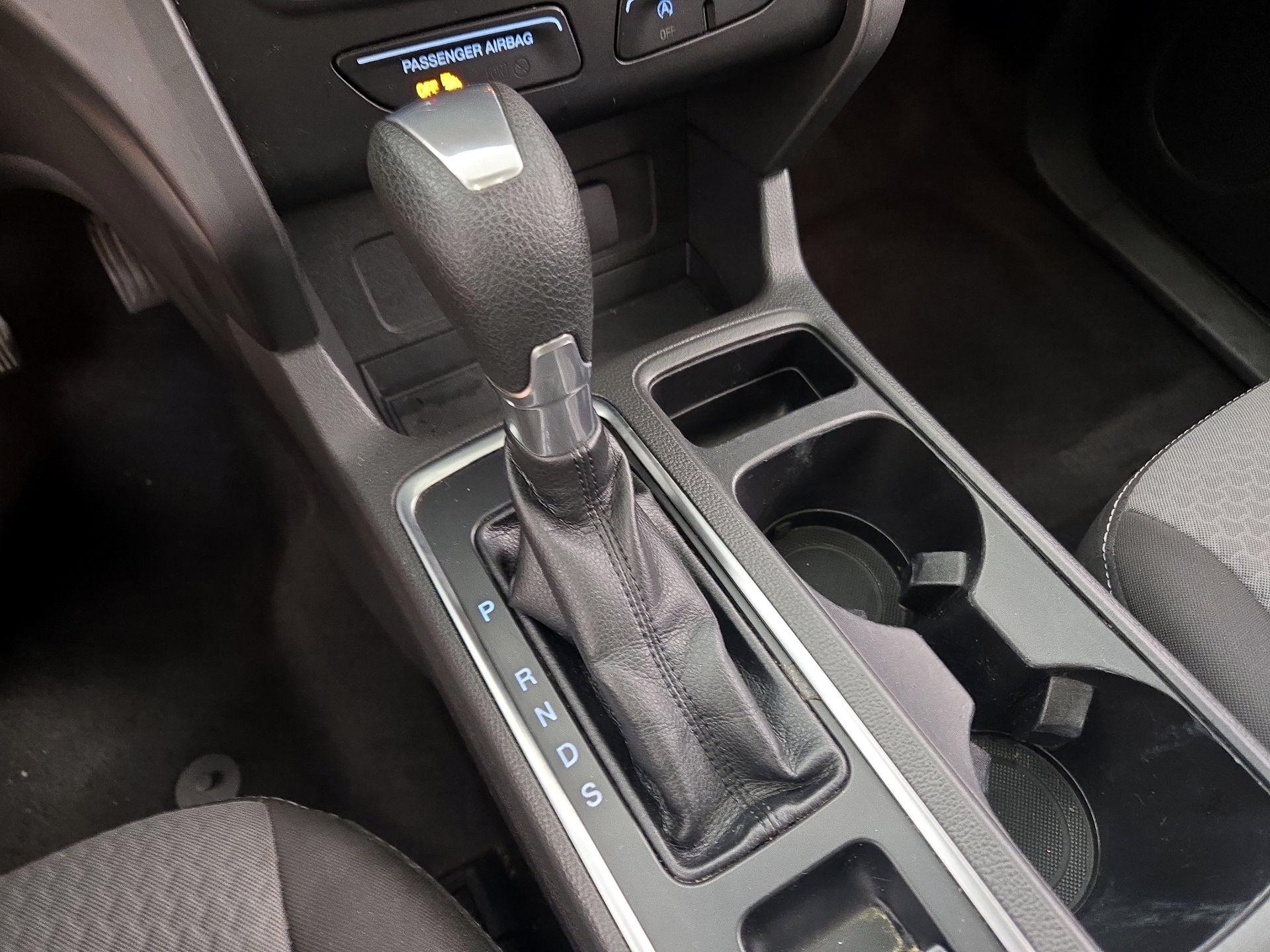 Thumbnail: 2017 Ford Escape - 17