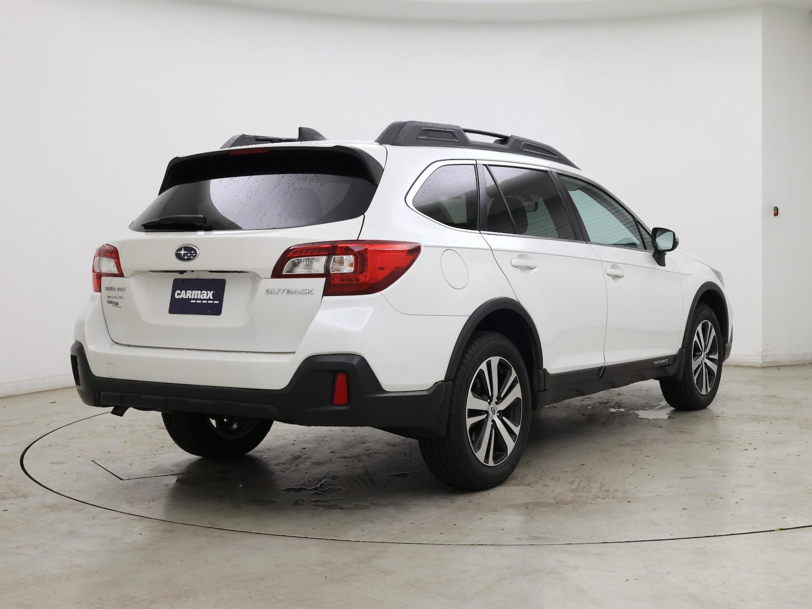 2018 Subaru Outback Limited - Photo 9